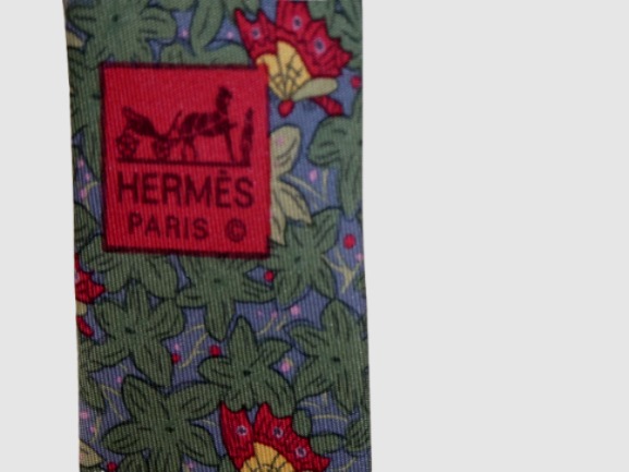 Hermès - Cravate en soie homme -vintage à motifs fleuris - Photo 4