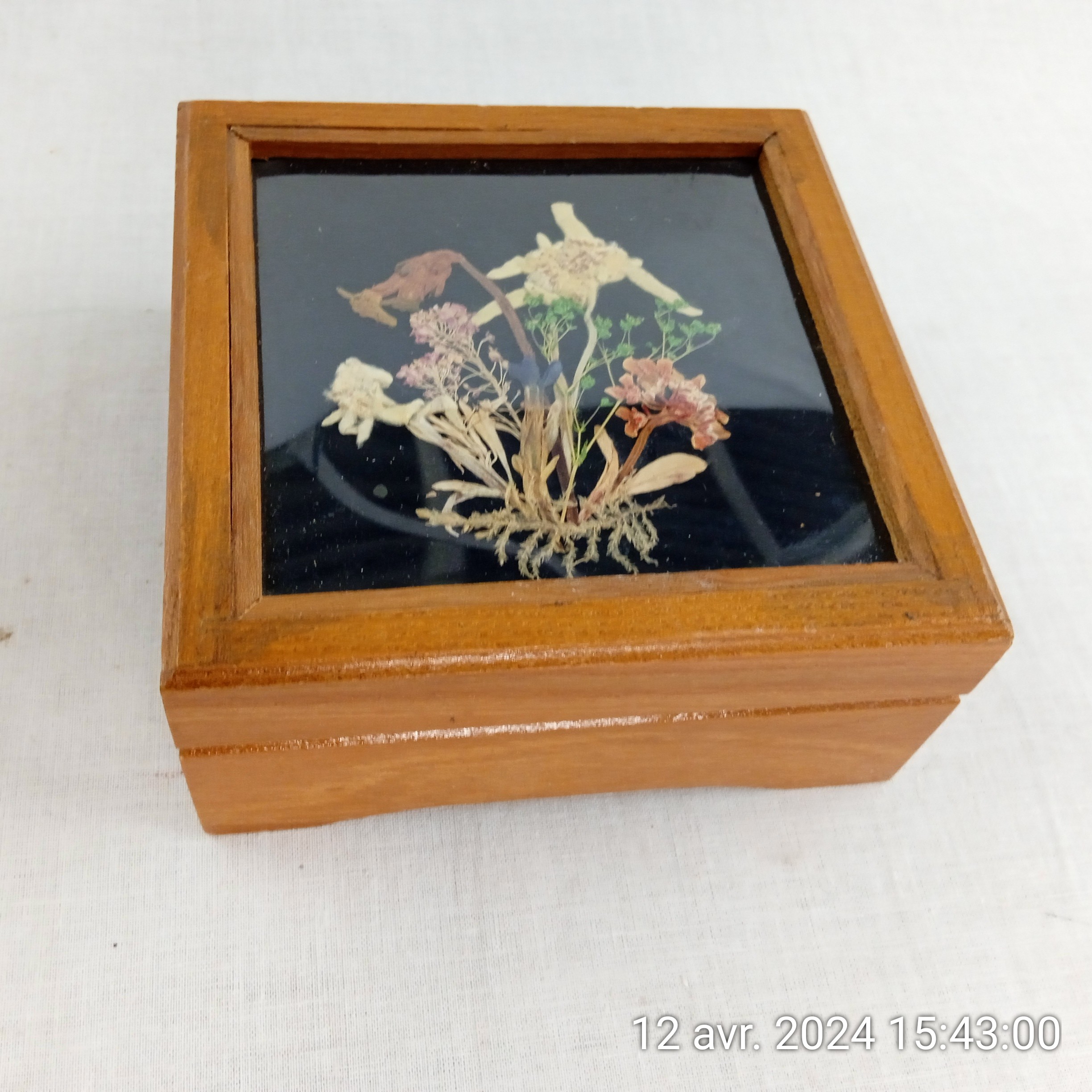 Bote  musique original Edelweiss en bois - deichert ballerine - Modalova