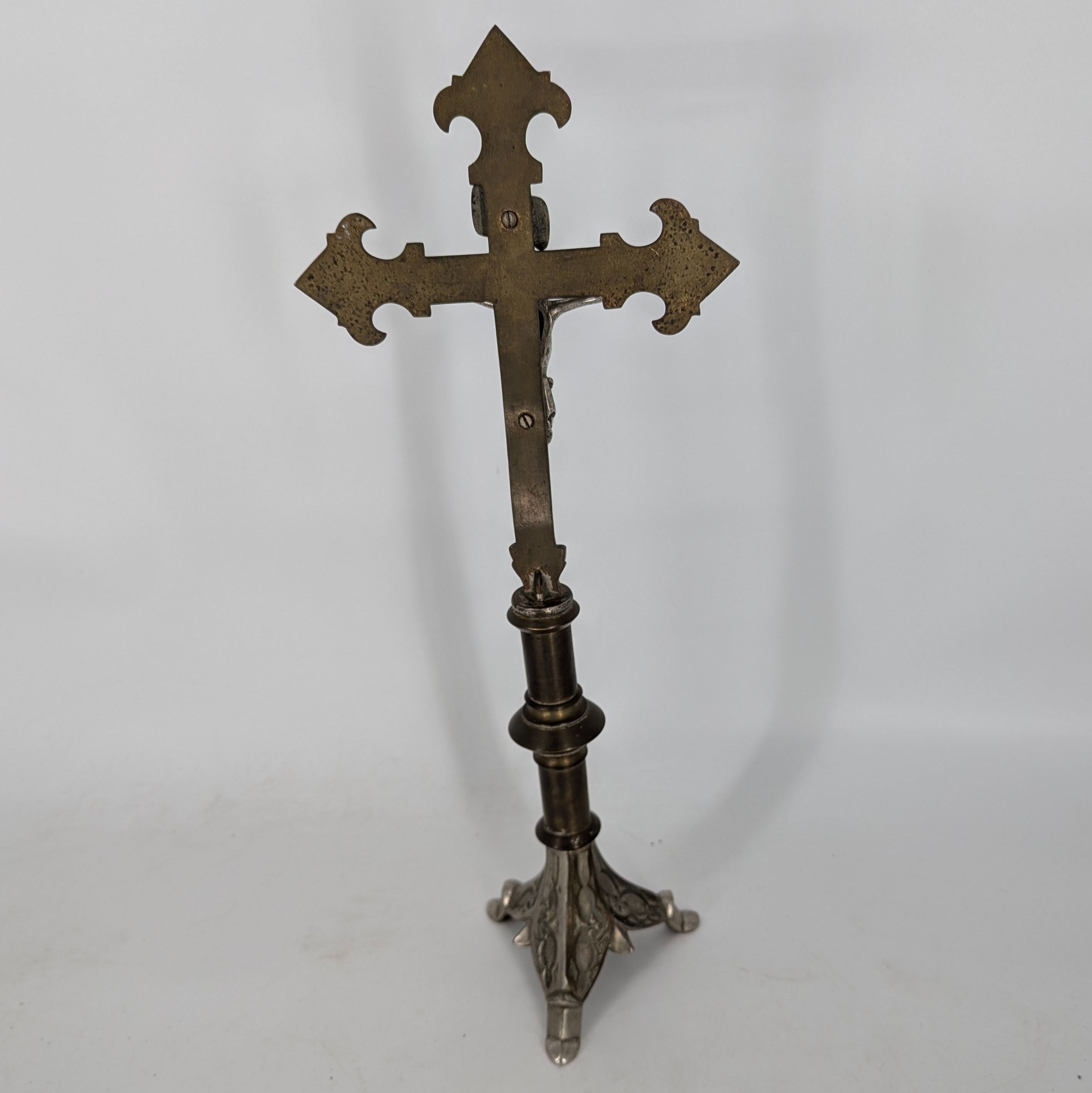 Croix d'autel - crucifix sur pied - laiton et régule - 47cm de haut - Photo 4