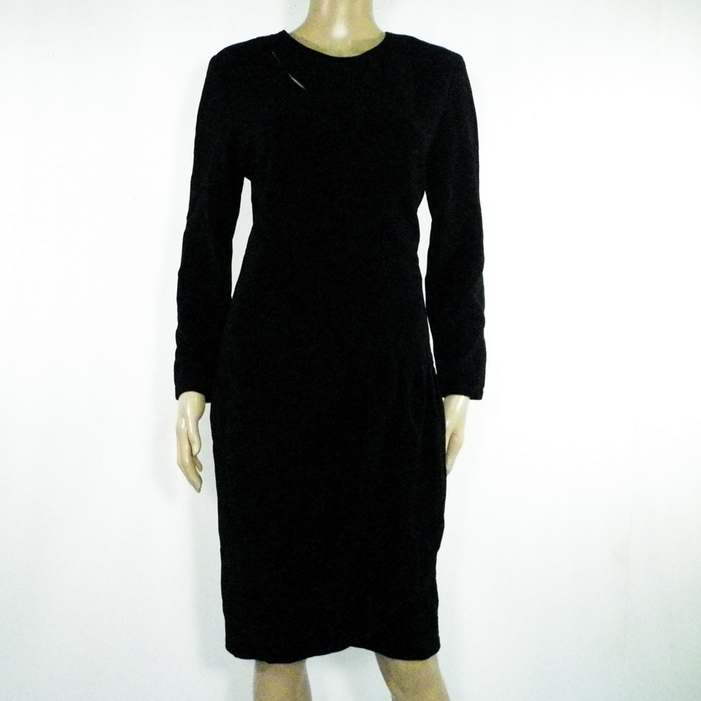 Robe Noir Vintage VIRGINIE Taille Estimée M. Bon état -  reconditionné disponible sur Label Emmaüs