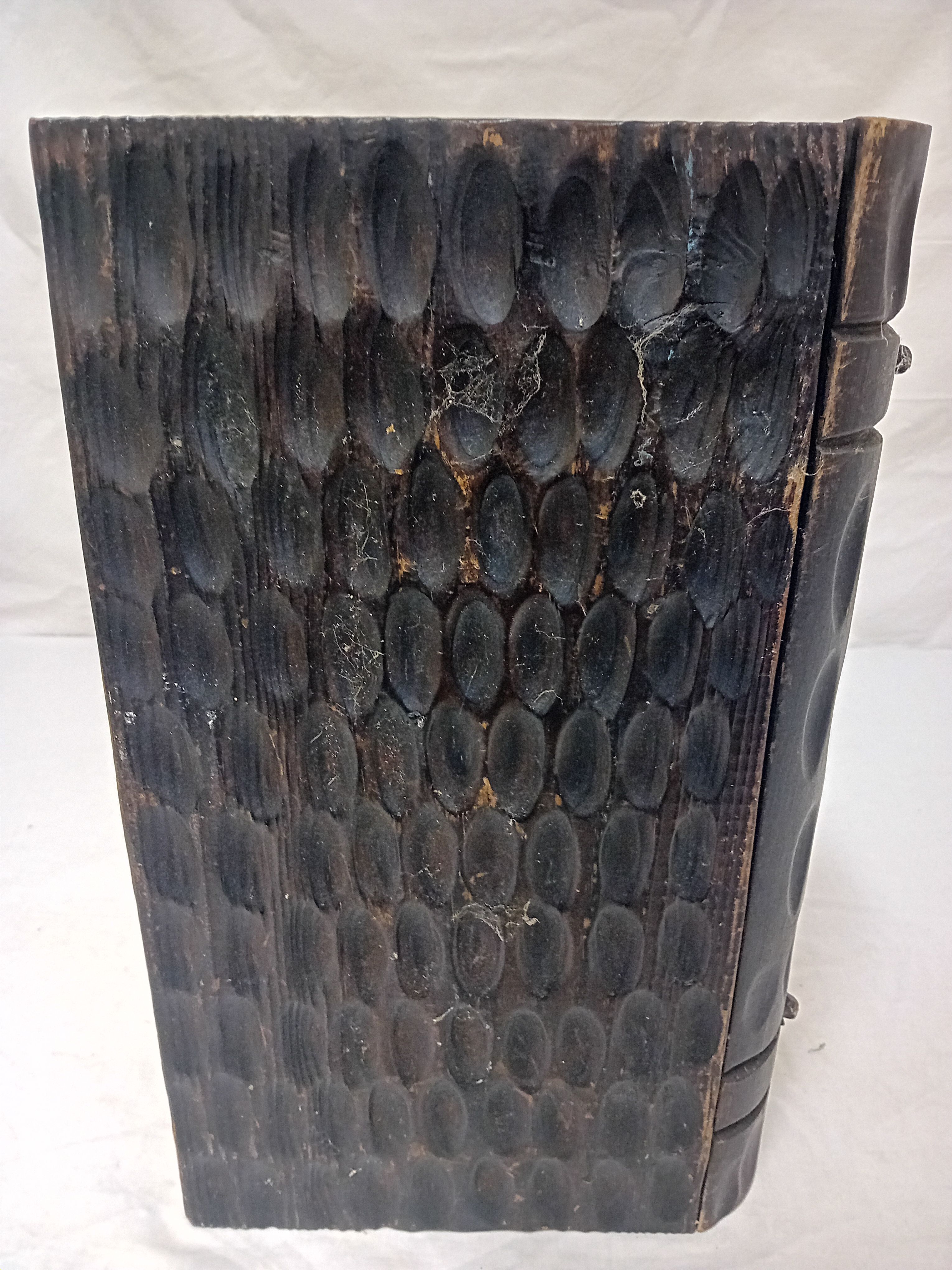 Coffre livre en bois - Photo 3