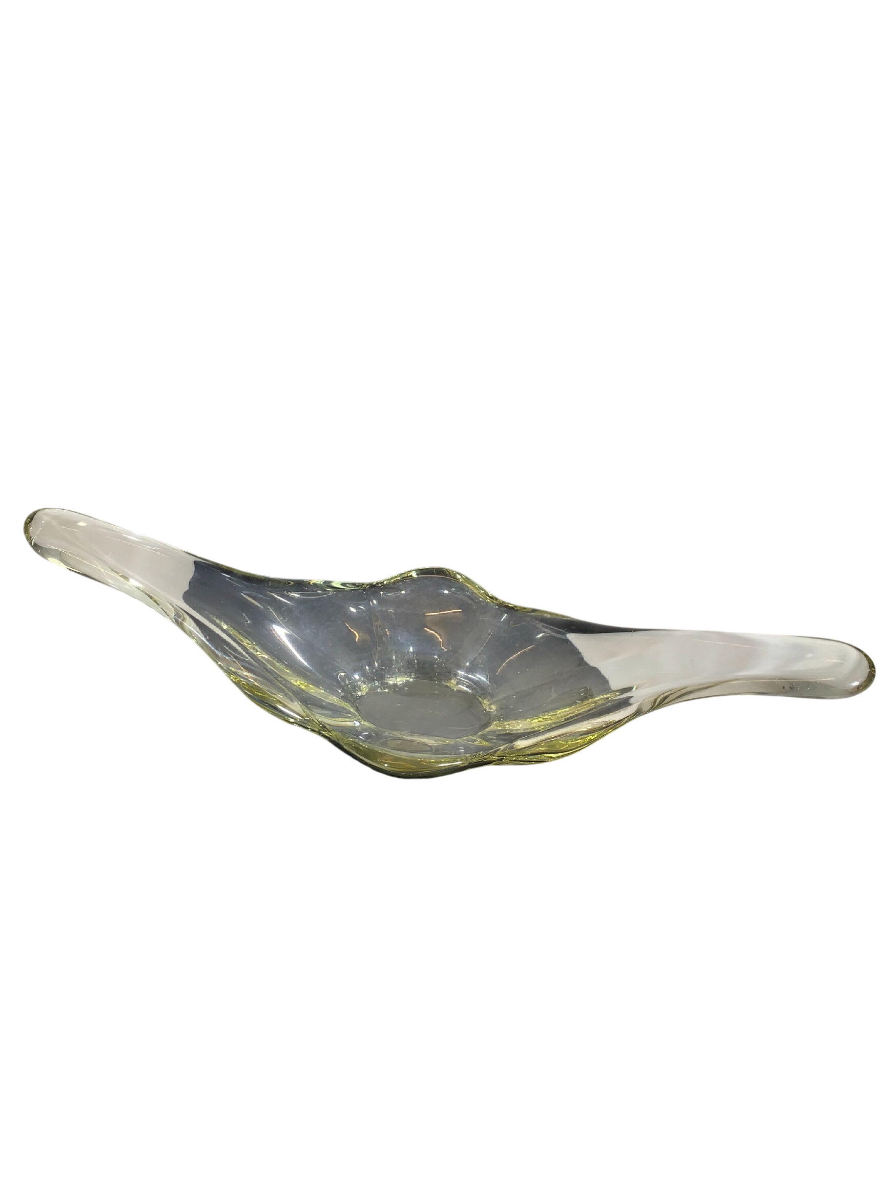 Acheter Grande coupe en cristal vintage annees 60 faconné main lux glass Très bon état - 40,00 € Grande coupe en cristal vintage annees 60 faconné main lux glass Très bon état - reconditionné disponible sur Label Emmaüs
