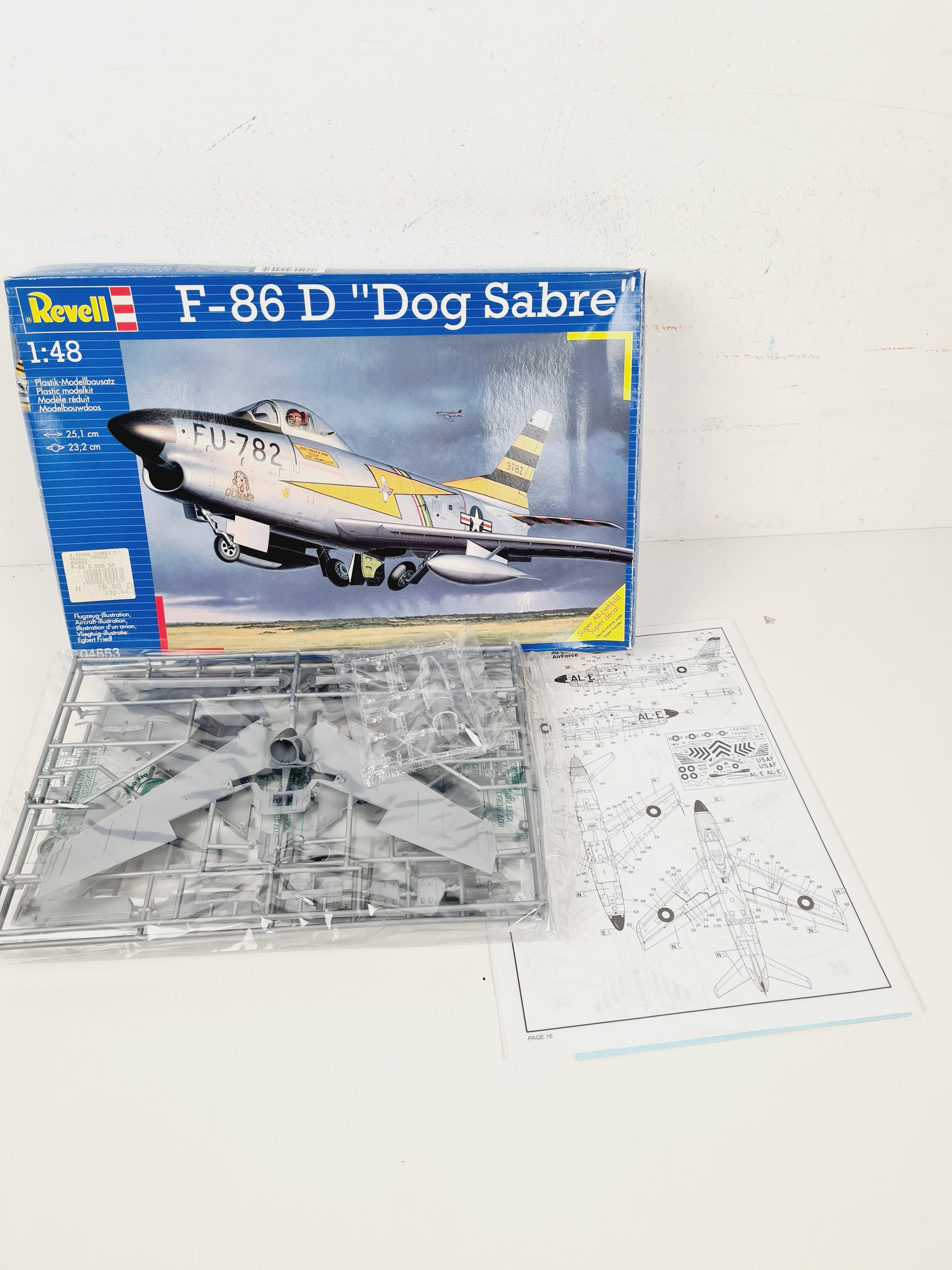 Maquette d'avion - F-86D Sabre Dog 1/48 - Revell Comme neuf - Vue 2 - 