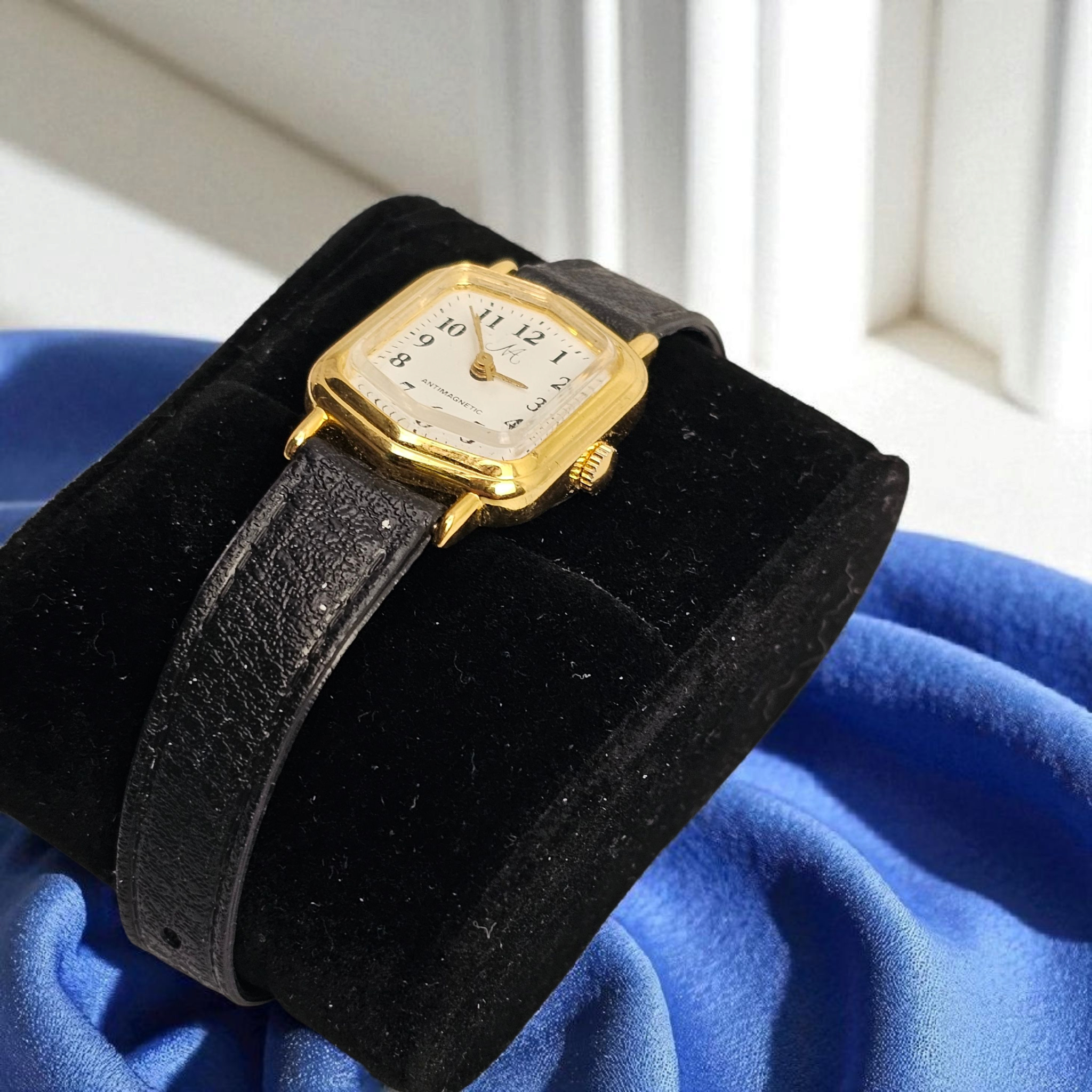Montre Femme mécanique vintage 