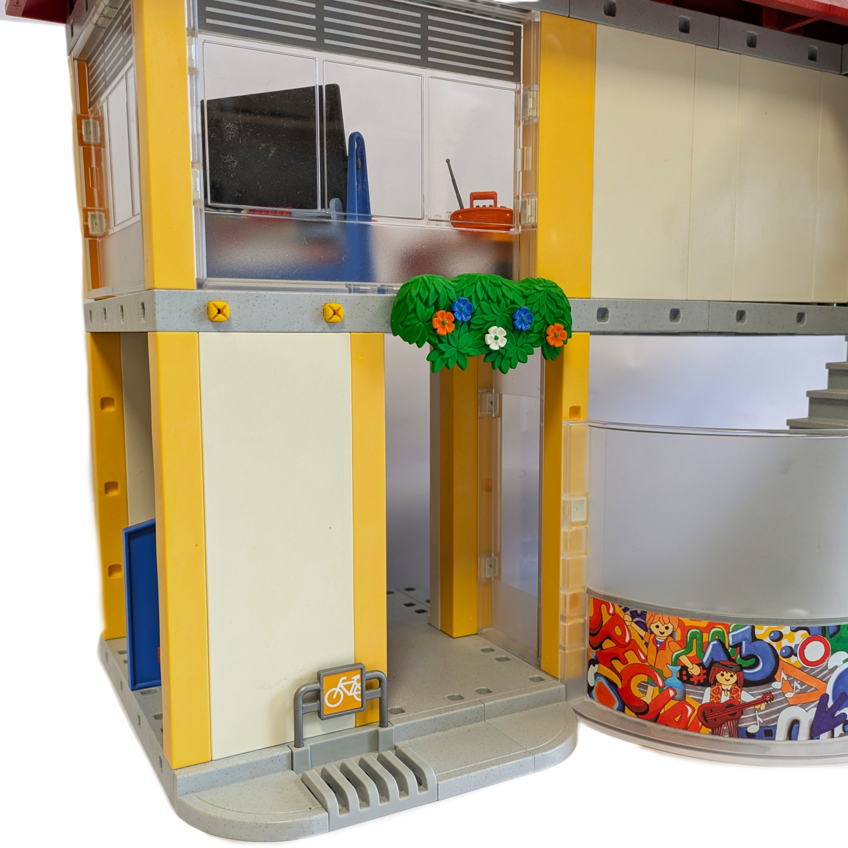 Grande École Équipée Playmobil 4324 – Comme neuve – Avec notice et accessoires Comme neuf - Vue 16 - 