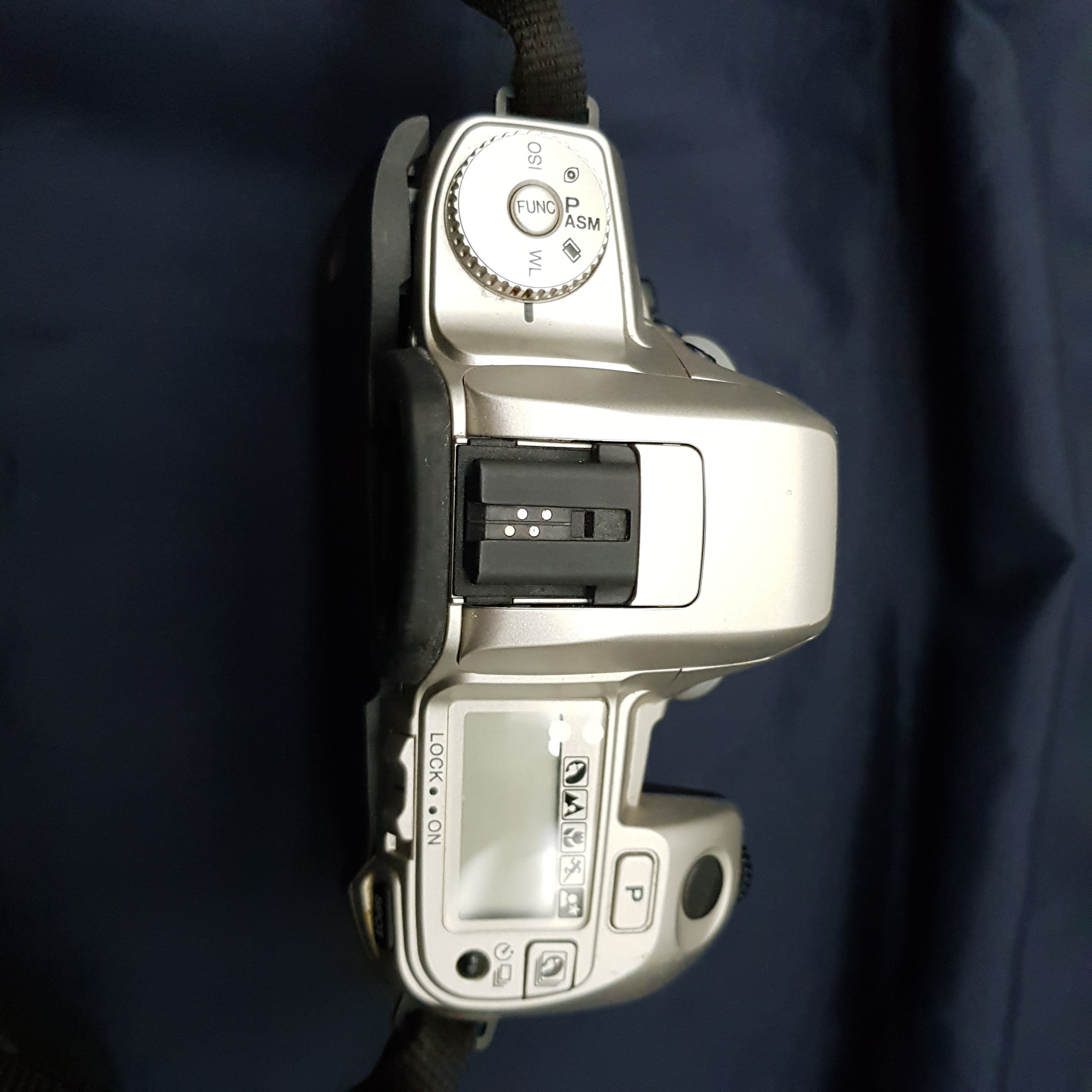 Appareil photo argentique - Minolta 404si Dynax - Bon état - Photo 5