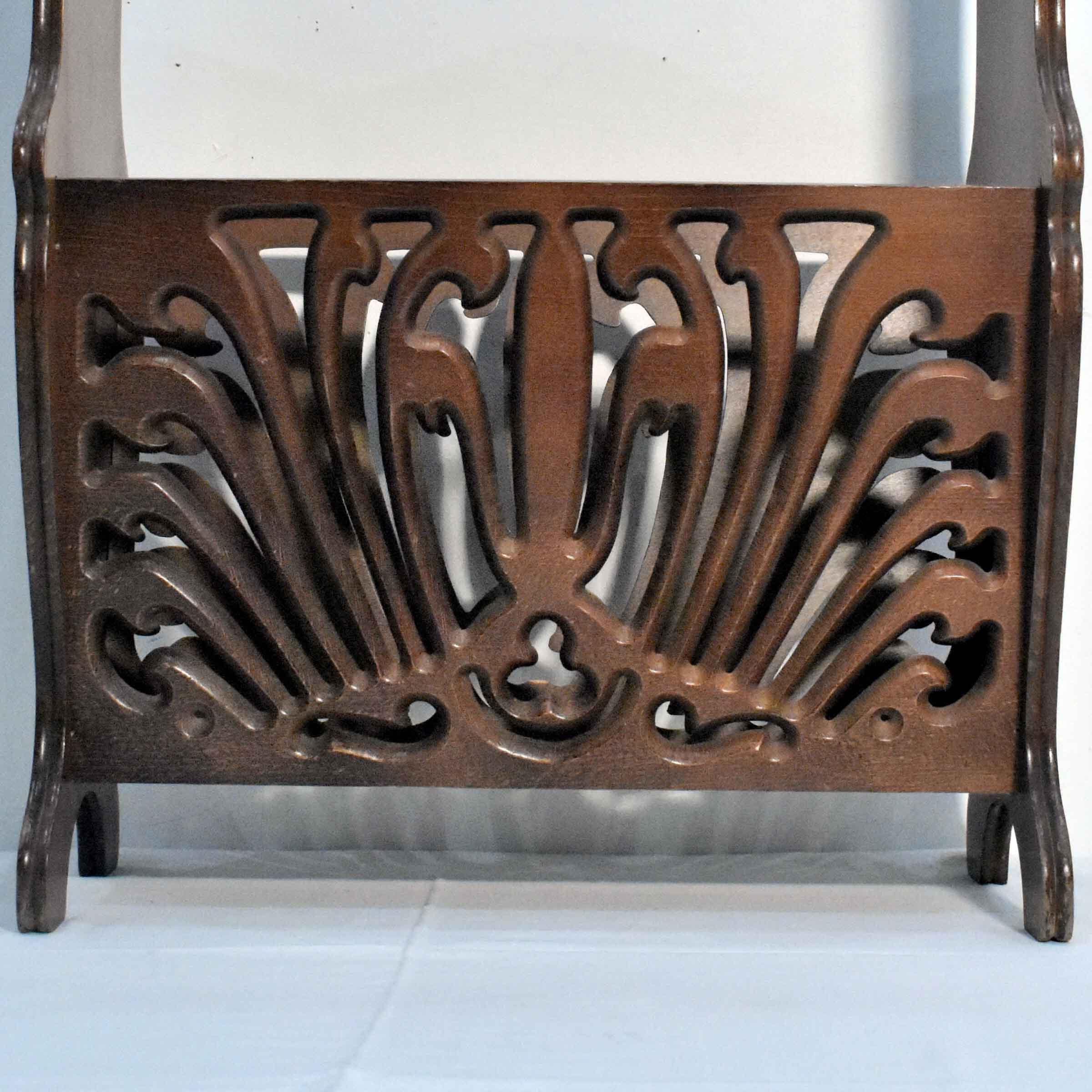 Porte-Revues Polyvalent - Bois Sculpté Teinté & Ajouré Bon état - Vue 5 - 