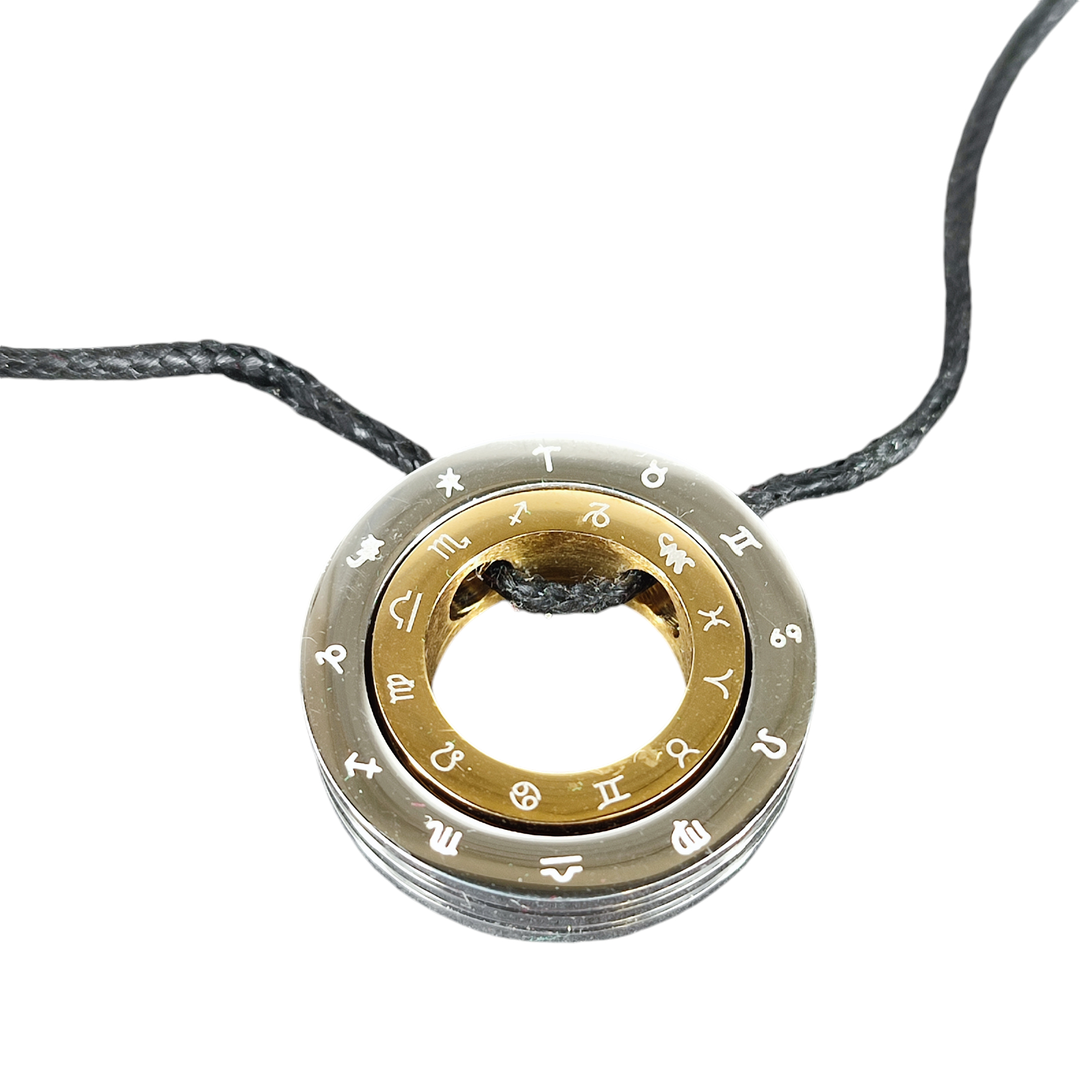 Pendentif "Anneau zodiacal" en acier  - Vue 5 - 