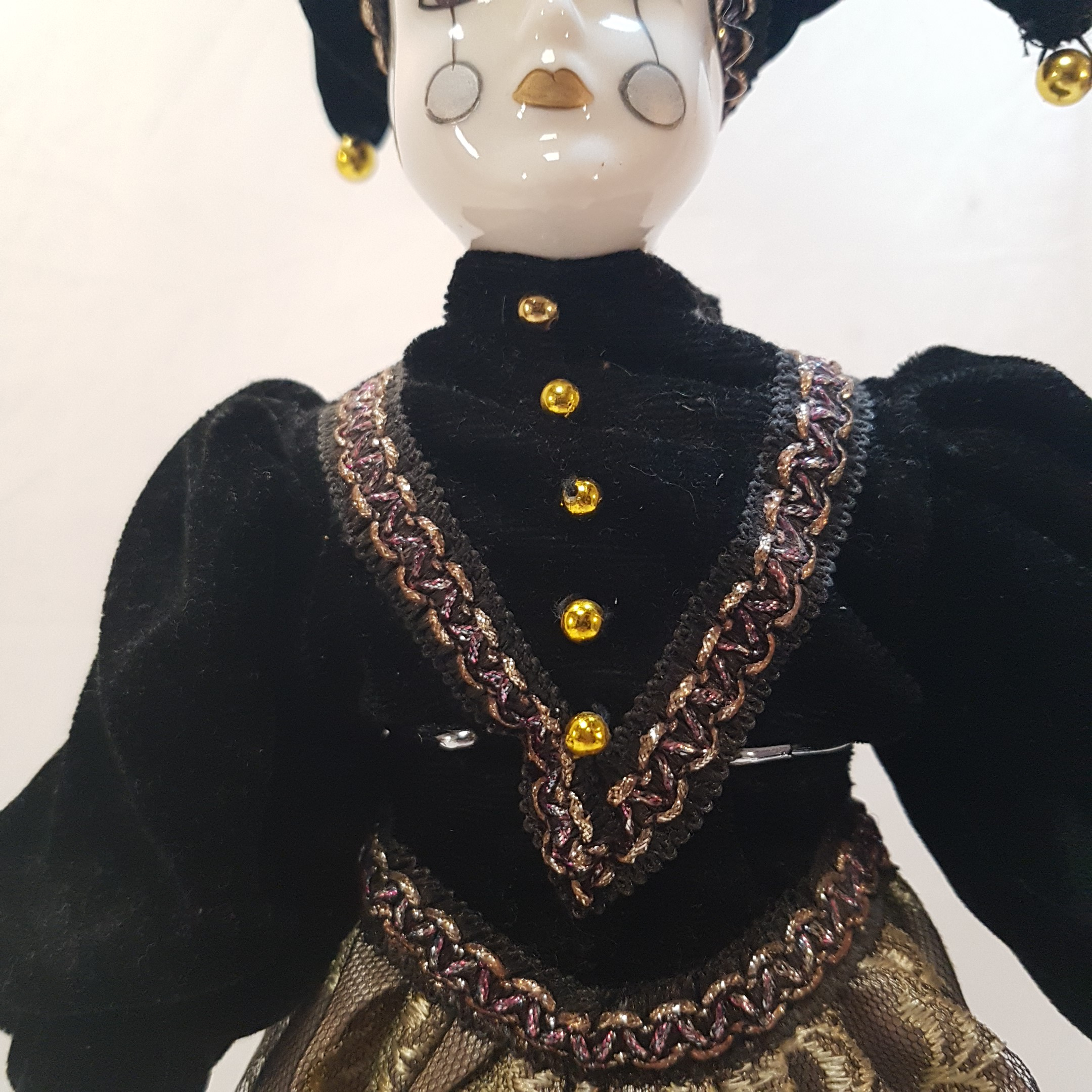 Poupée de porcelaine  - Photo 2