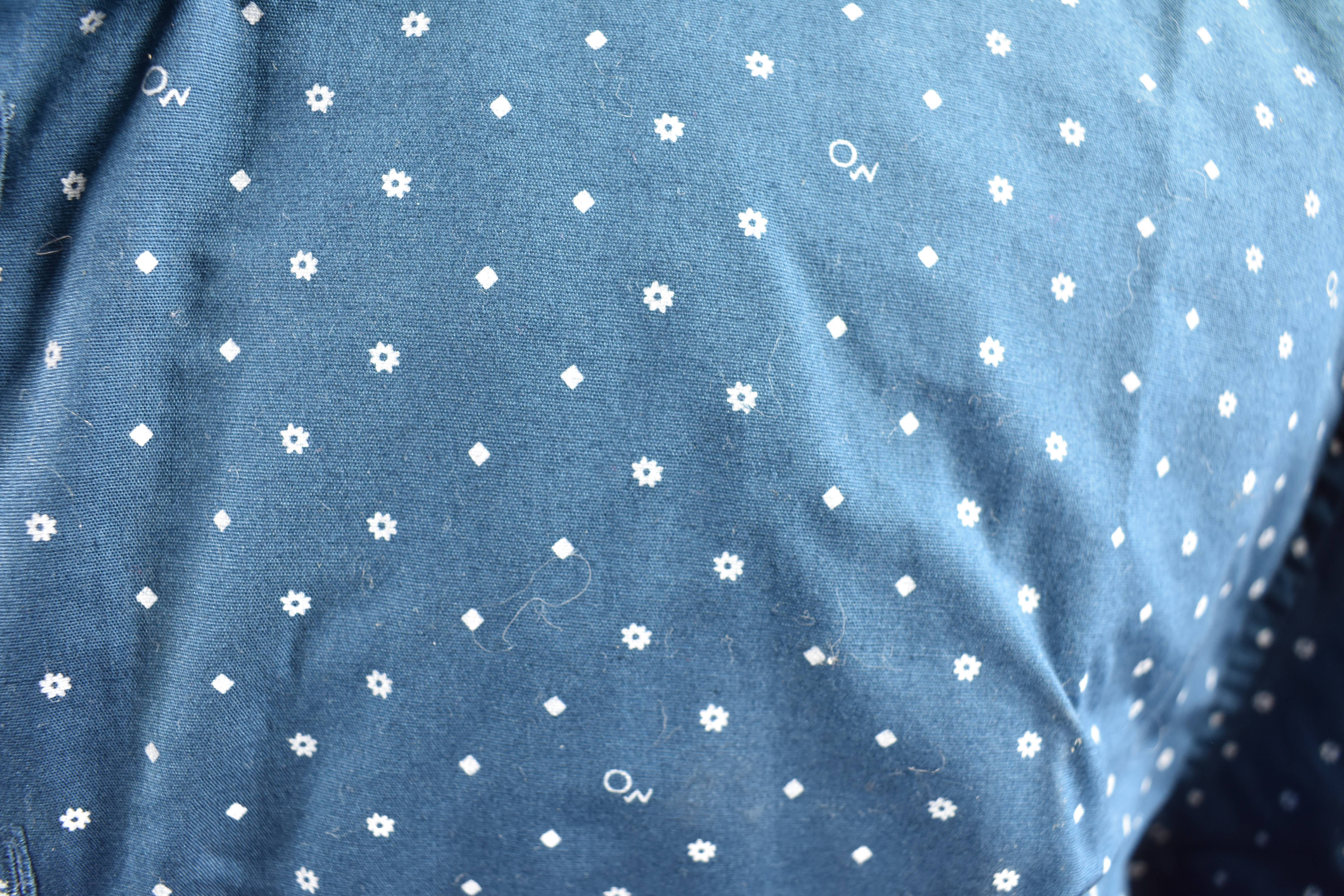 Chemise homme OXBOW, taille L, bleue à très fins motifs blancs.  - Vue 7 - 