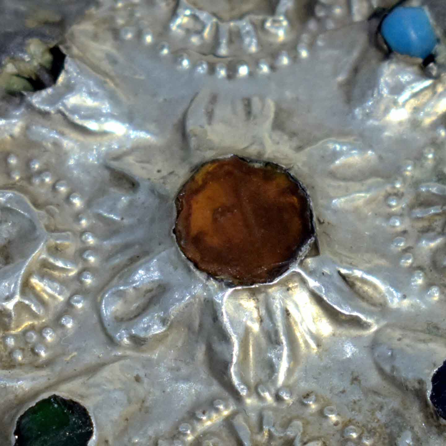 Lot de Bijoux Berbères Anciens - Pate de Verre & Métal Argenté Bon état - Vue 14 - 