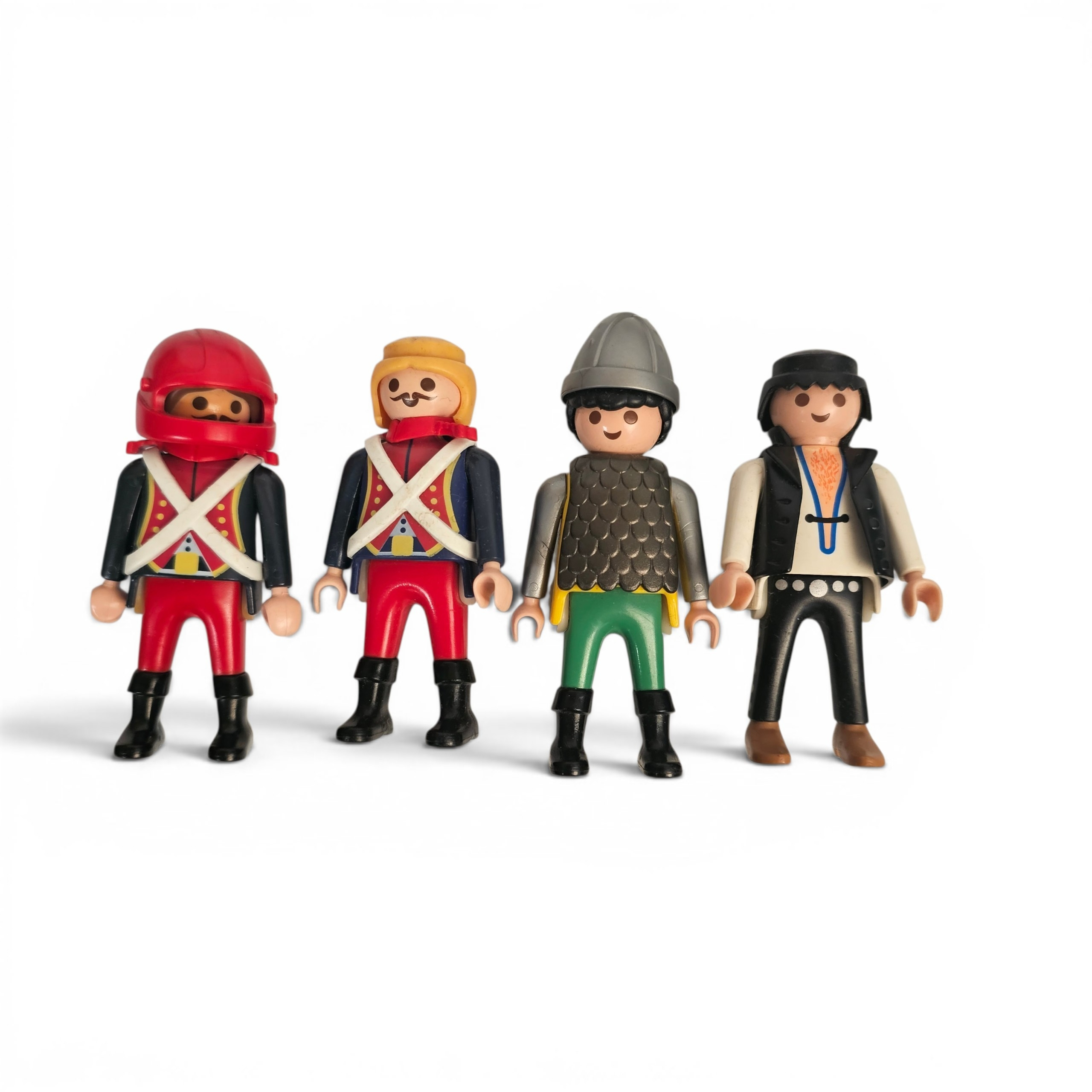 16 Figurines Playmobil Très bon état - Vue 2 - 