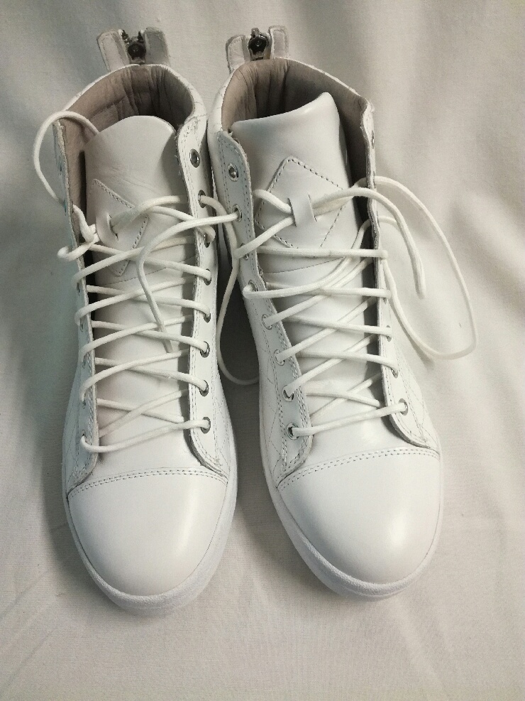 Basquettes montantes Diesel "Diamond" - blanches - cuir T41 Très bon état -  reconditionné disponible sur Label Emmaüs