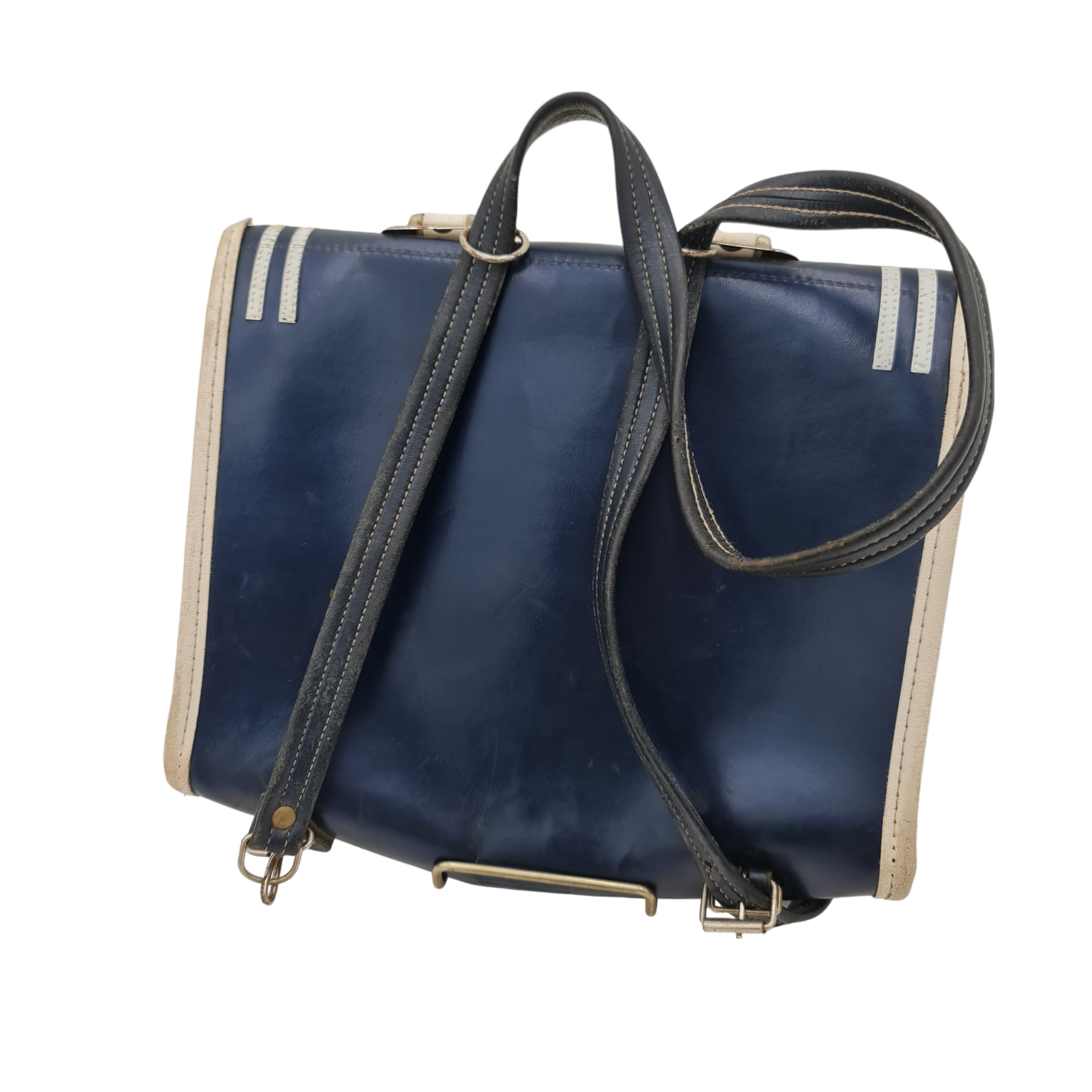 Acheter Sac à dos écolier - 30,00 € Sac à dos écolier - reconditionné disponible sur Label Emmaüs