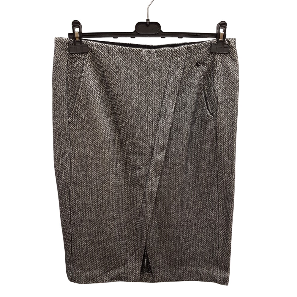 Acheter Jupe chinée bleue et blanche - SANDWICH - Taille M - 13,00 € Jupe chinée bleue et blanche - SANDWICH - Taille M - reconditionné disponible sur Label Emmaüs