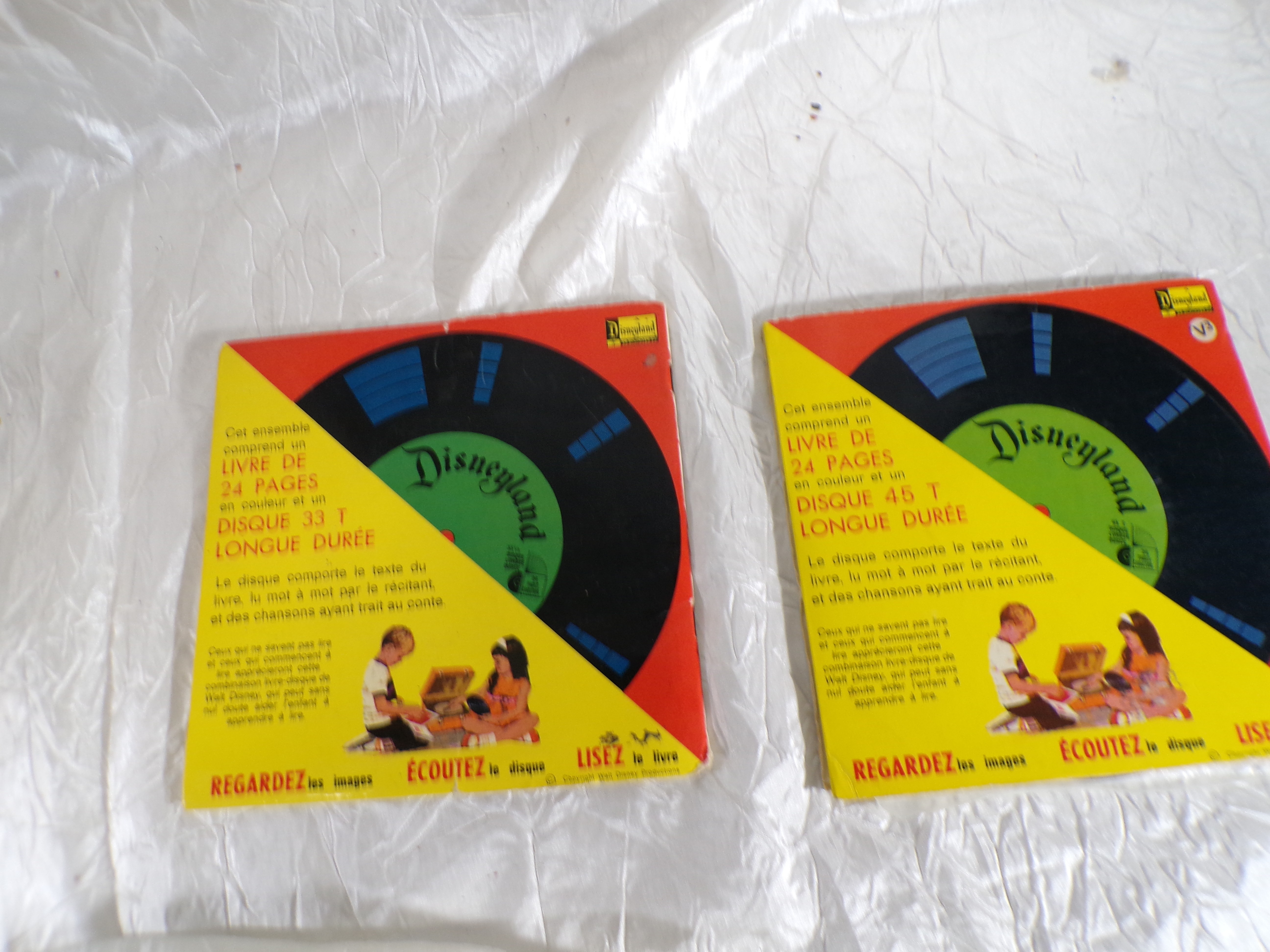 Lot de 2 Livres-Disques Vintage Walt Disney (Années 60/70) - Le Livre de la Jungle & Mickey Très bon état - Vue 2 - 
