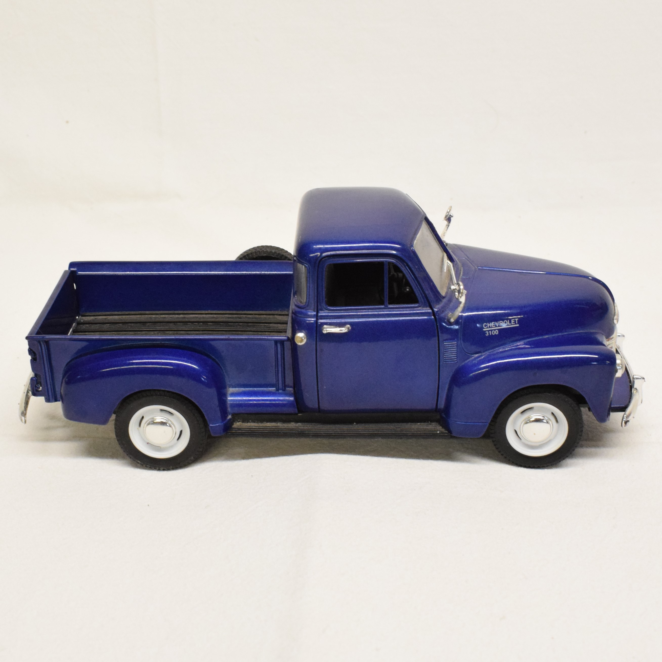 Chevrolet pick-up 1953 échelle 1:24 par WELLY État correct - Vue 2 - 