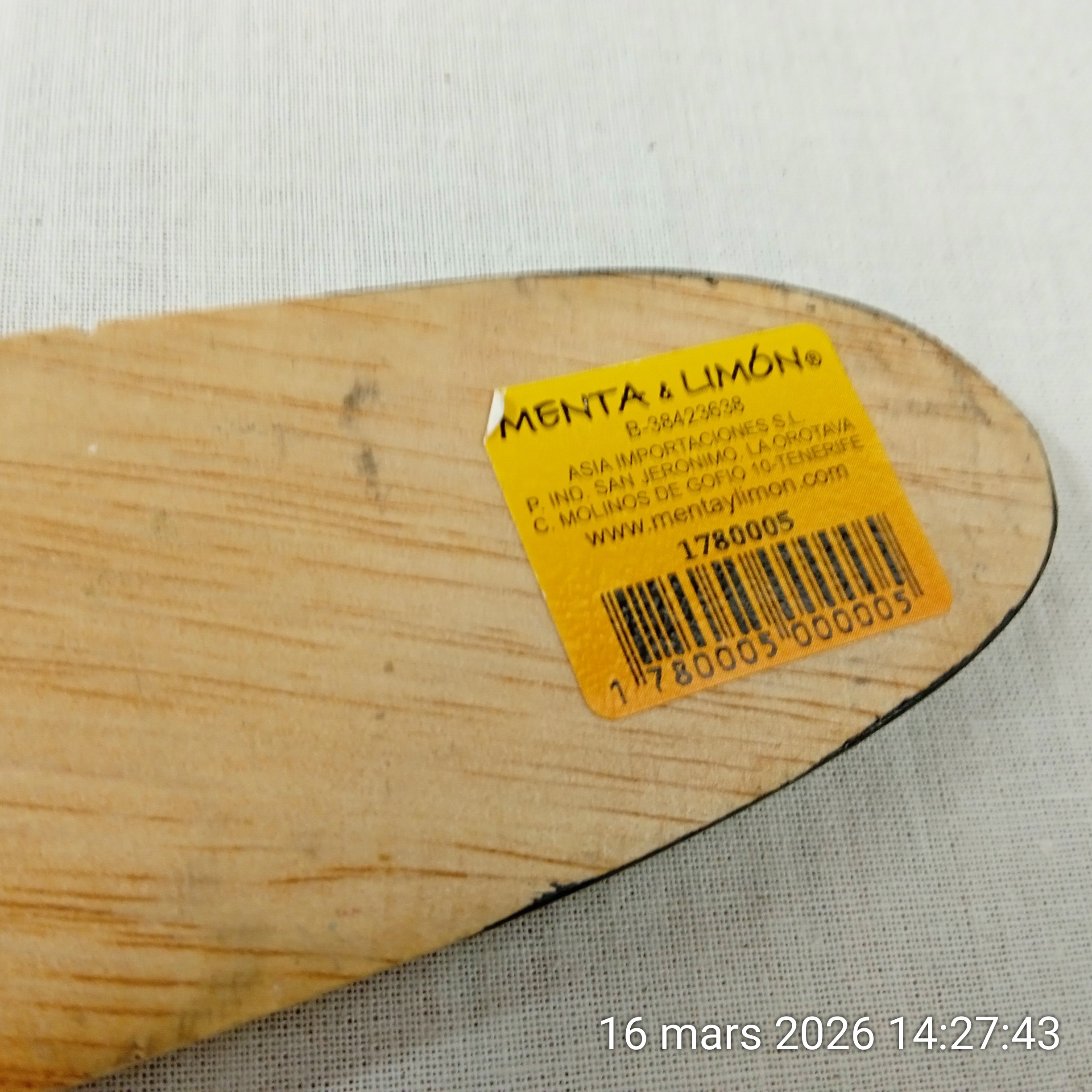 Voir photo 4 de Boomerang Salamandre en bois 40 cm Boomerang Salamandre en bois 40 cm Très bon état - Vue 4 -