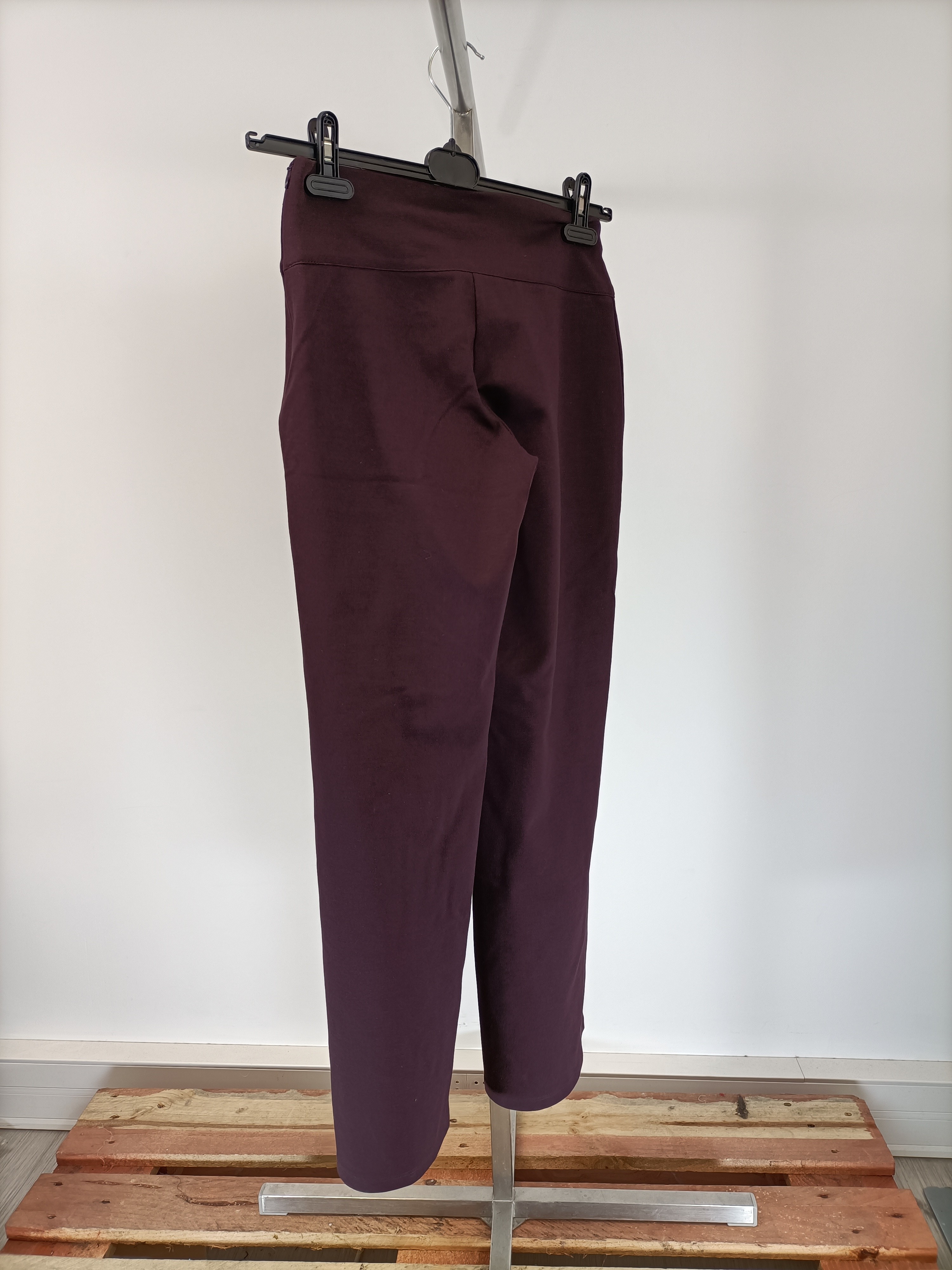 Legging Sarah Pacini prune aubergine taille M Comme neuf - Vue 6 - 