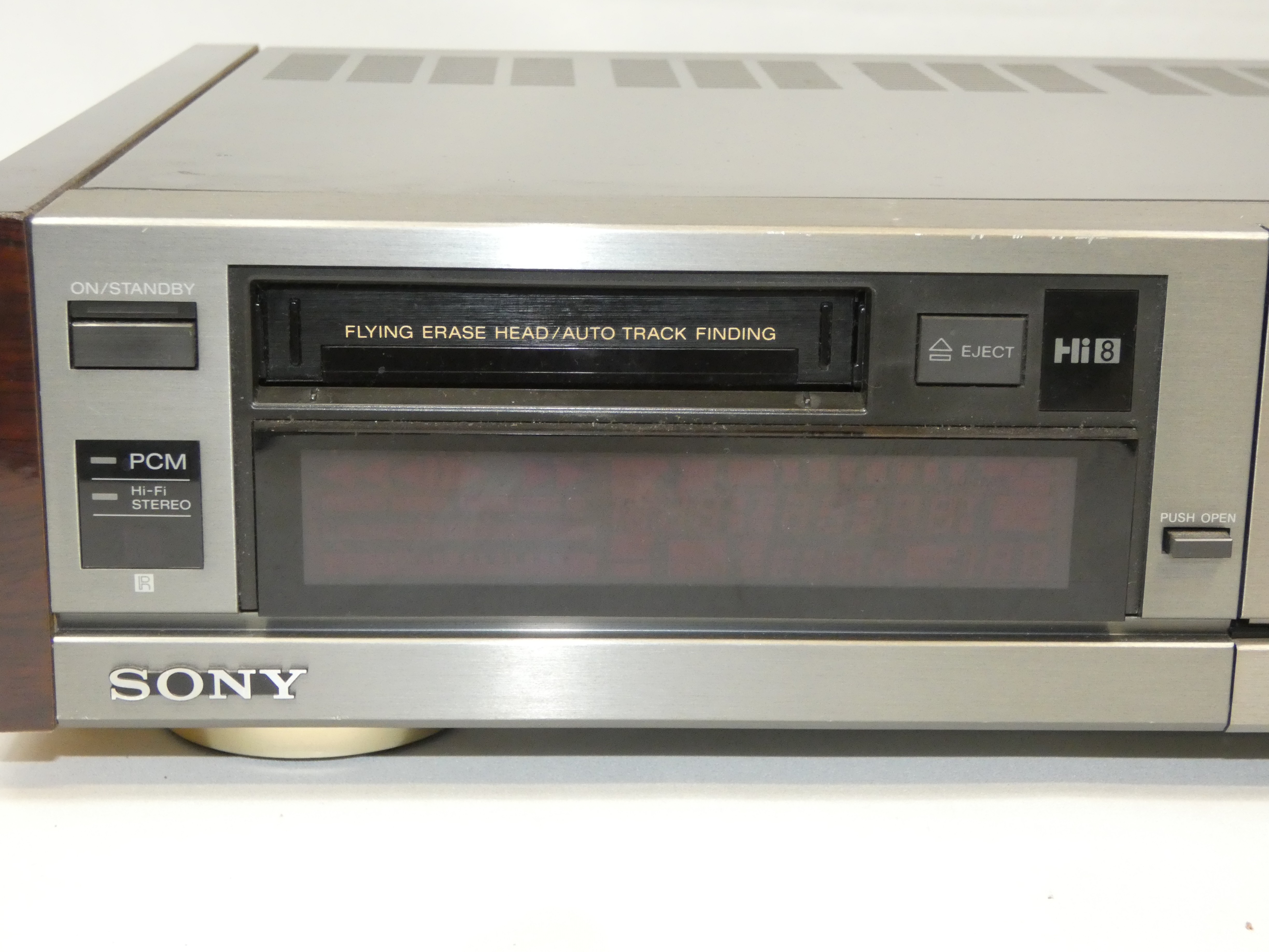 SONY enregistreur vidéo cassette EV S1000B video8 Hi8 - Très bon état - Photo 2