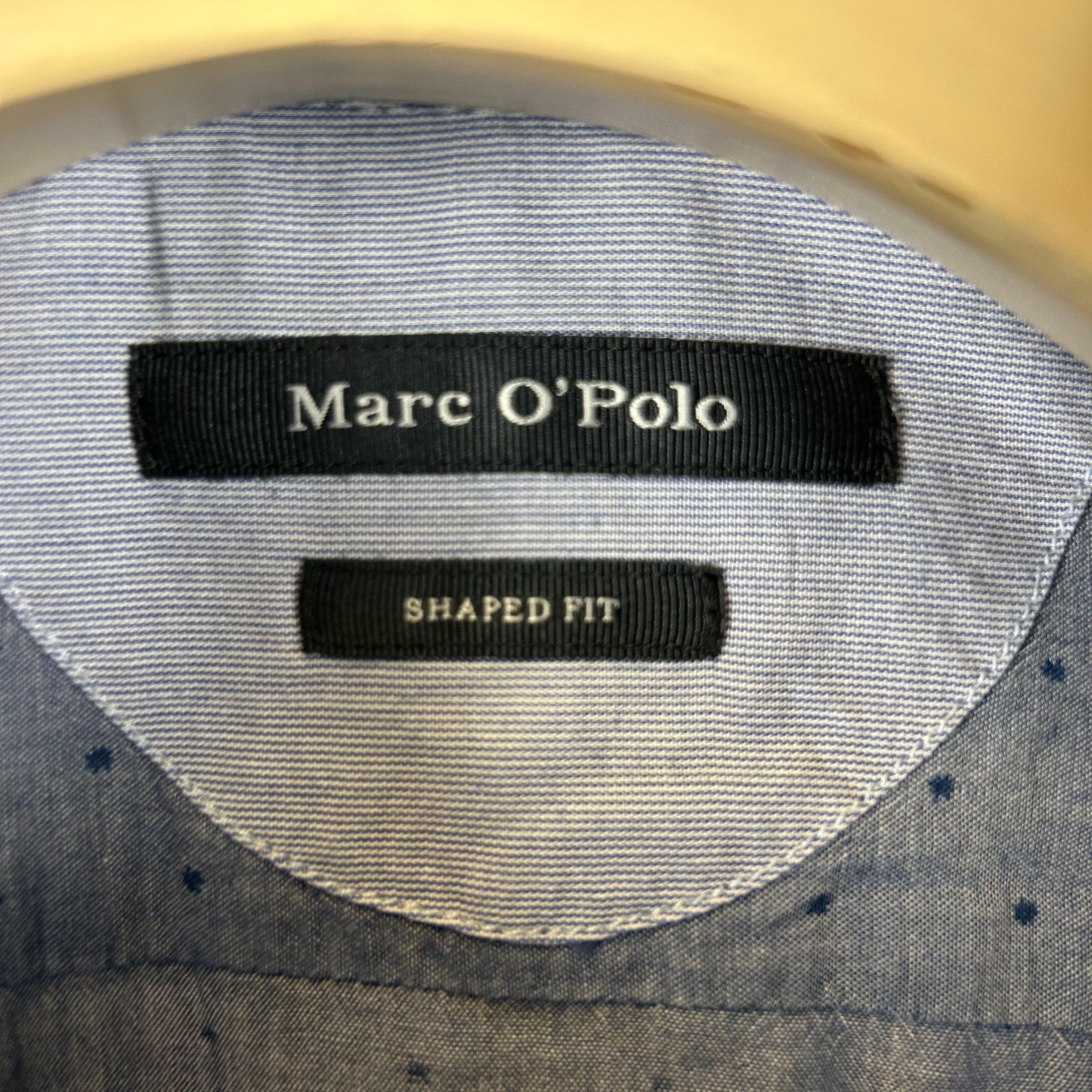 Voir photo 4 de Marc O'Polo - Chemise bleue - Taille 46 Marc O'Polo - Chemise bleue - Taille 46 Très bon état - Vue 4 -