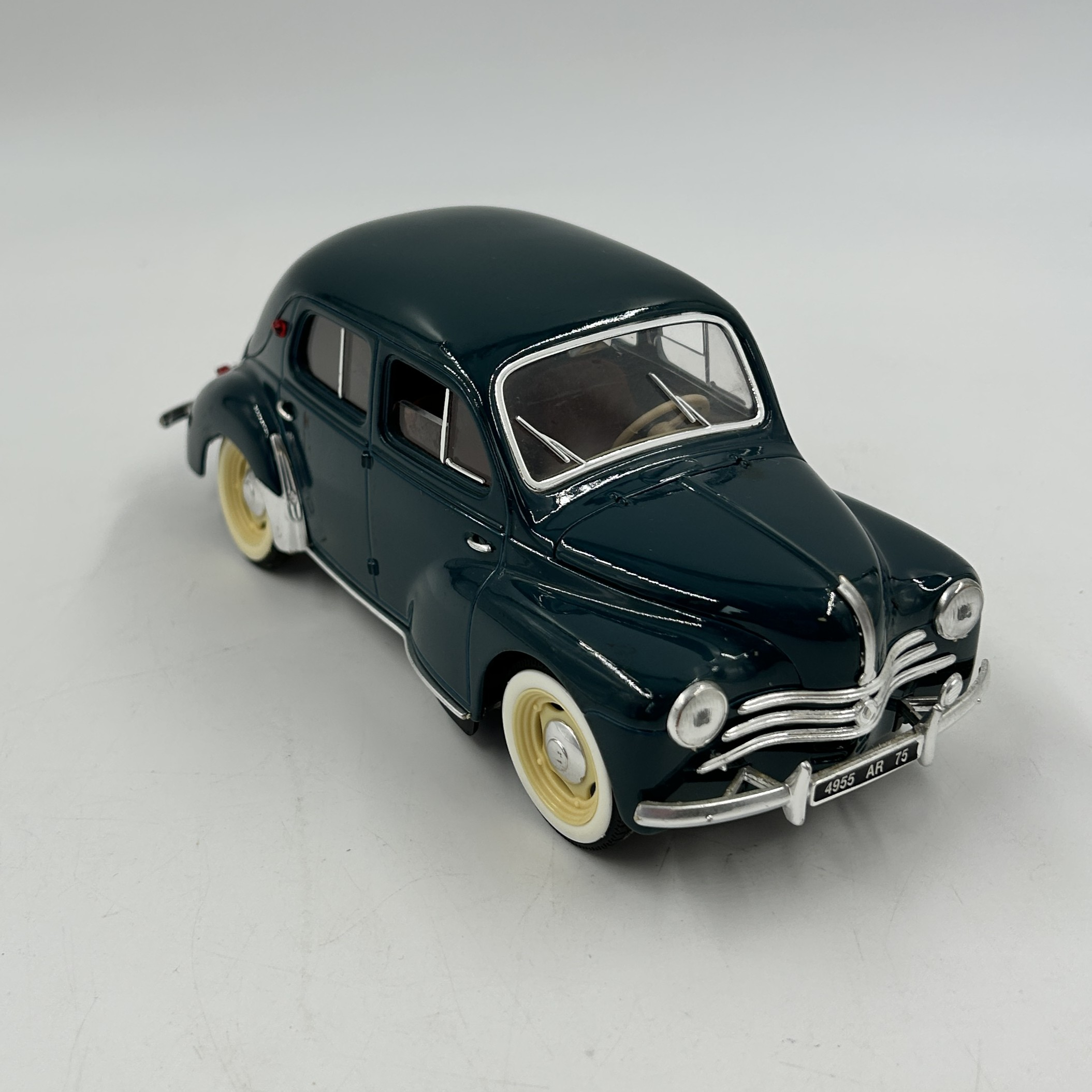 Renault 4CV Solido 1/17 Bon état - Vue 2 - 
