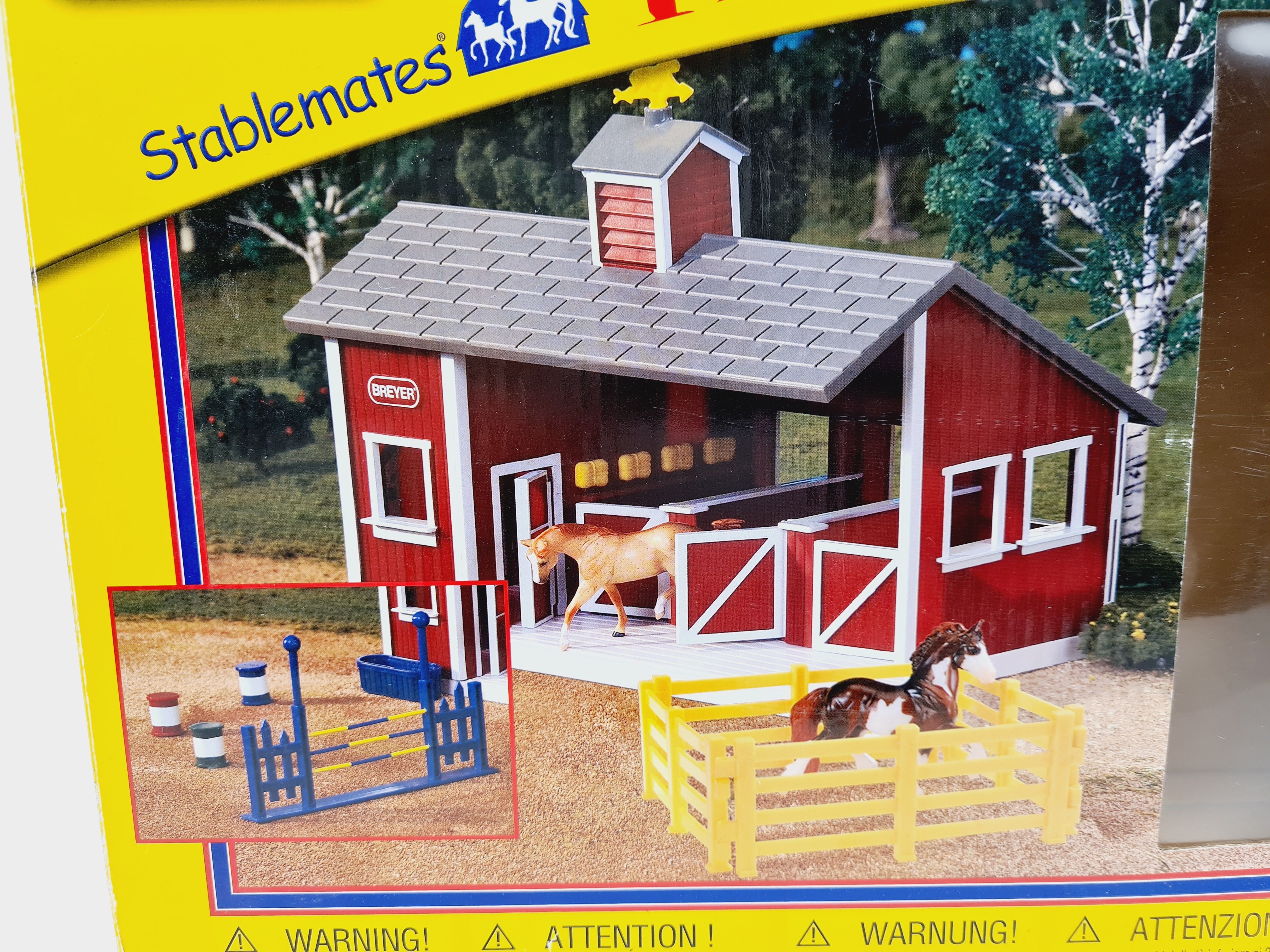 Figurines - Stablemates Red Stable Set (59197) 1/32 incomplet - Breyer - 4 ans+ Bon état - Vue 2 - 