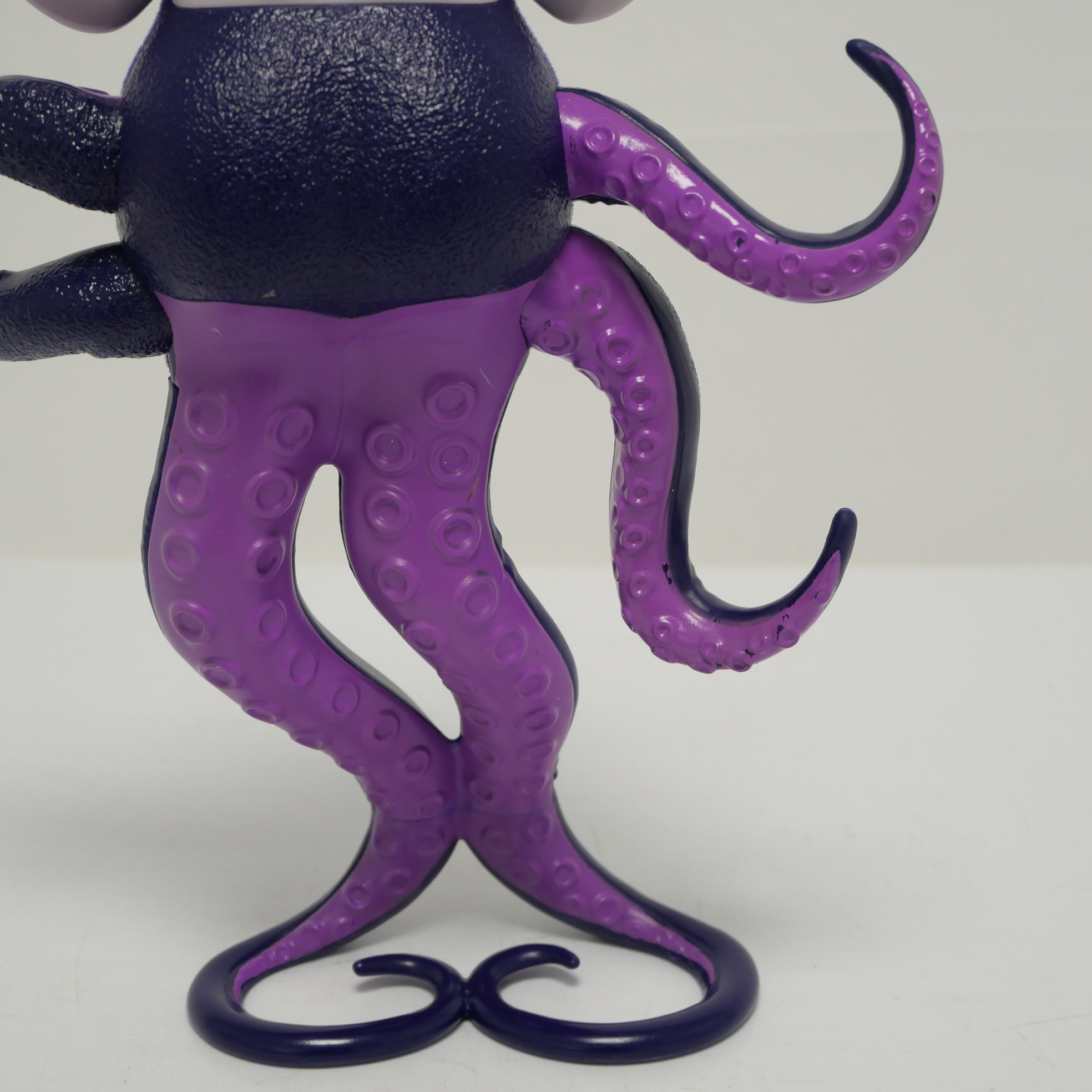 Poupée Disney Ursula la sorcière des mers de La petite sirène Bon état - Vue 9 - 