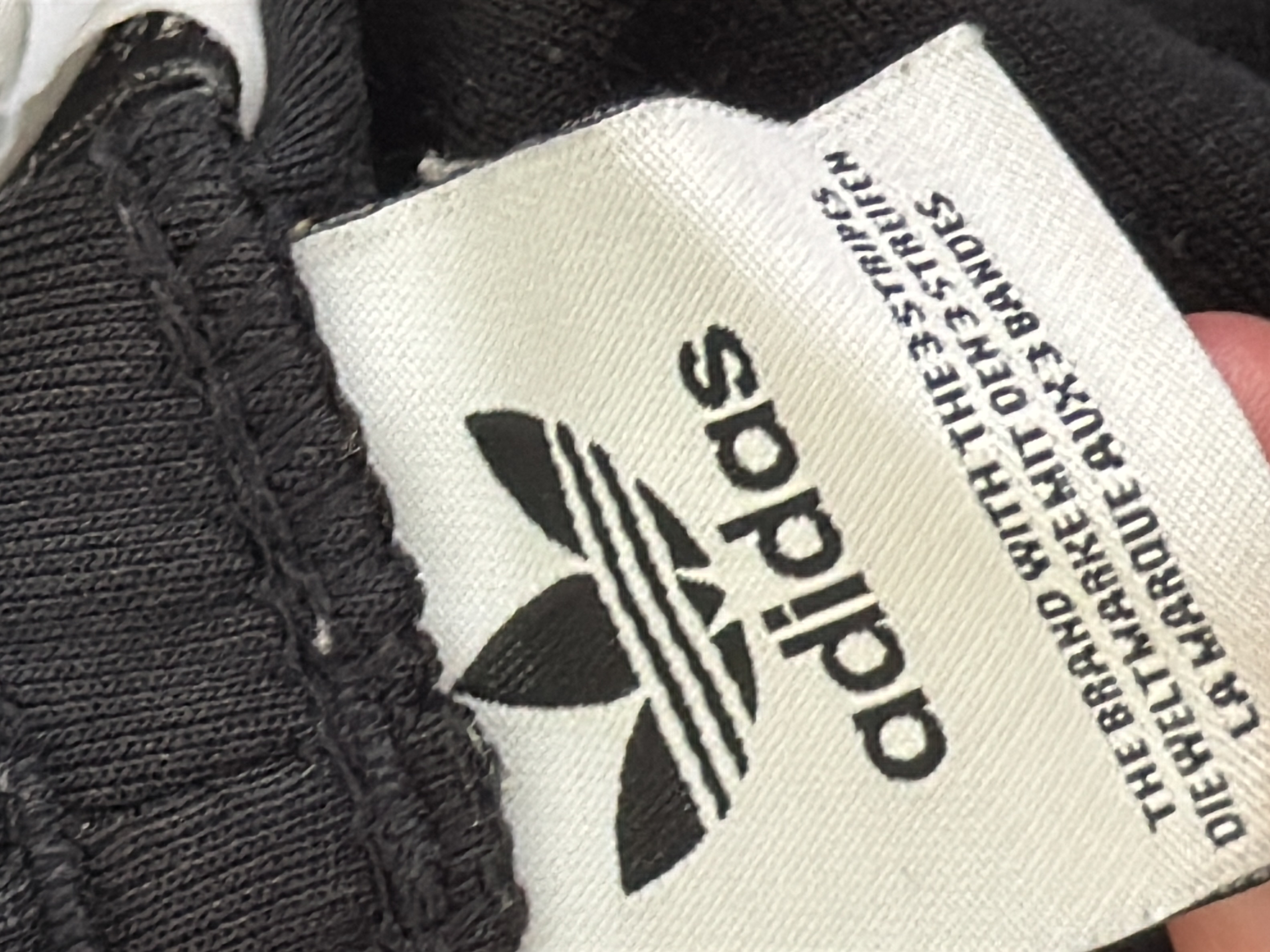 Adidas pantalon de survêtement noir bandes blanches M Très bon état - Vue 5 - 
