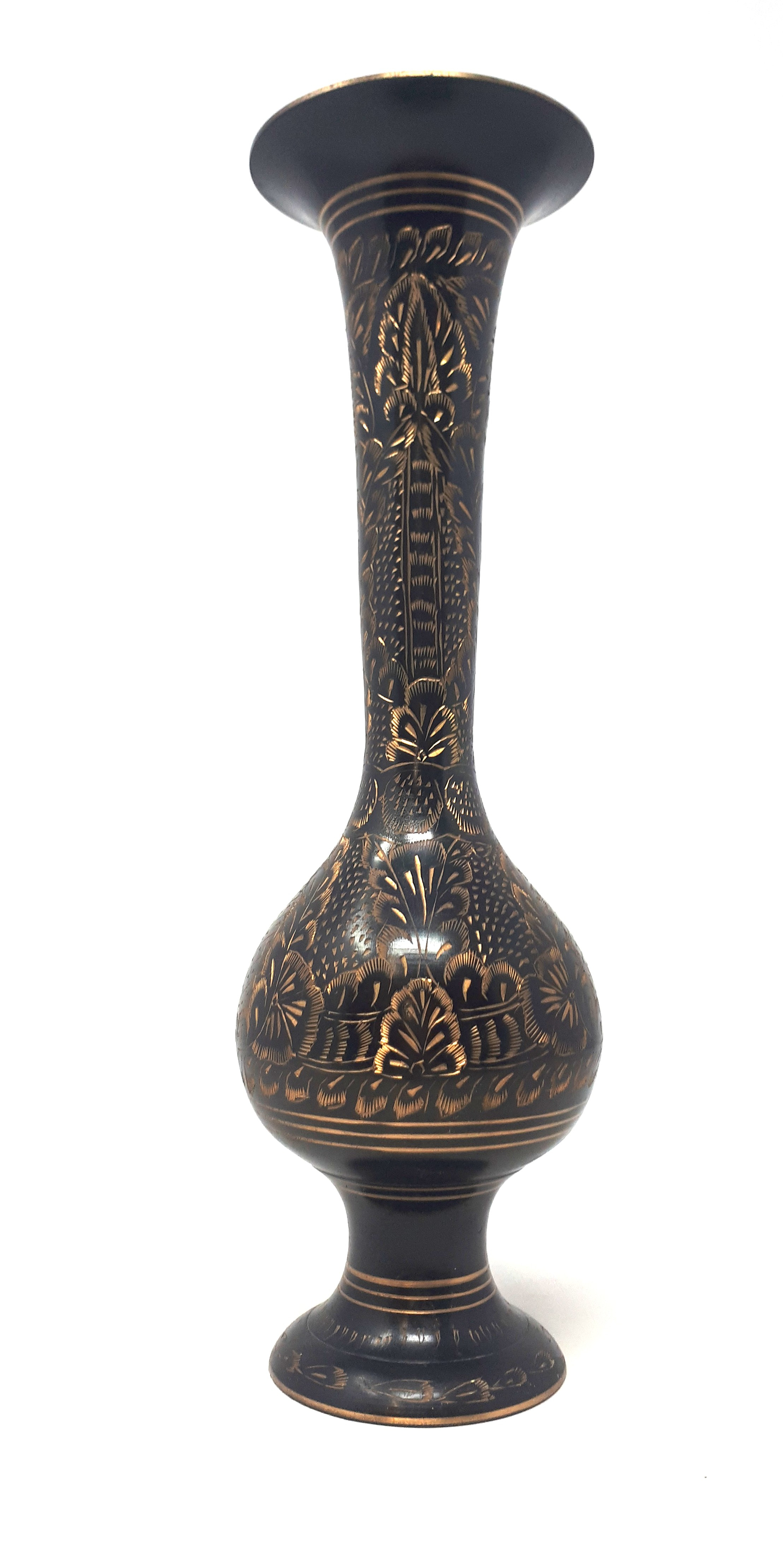 Vase Indien en laiton ciselé - Photo 3
