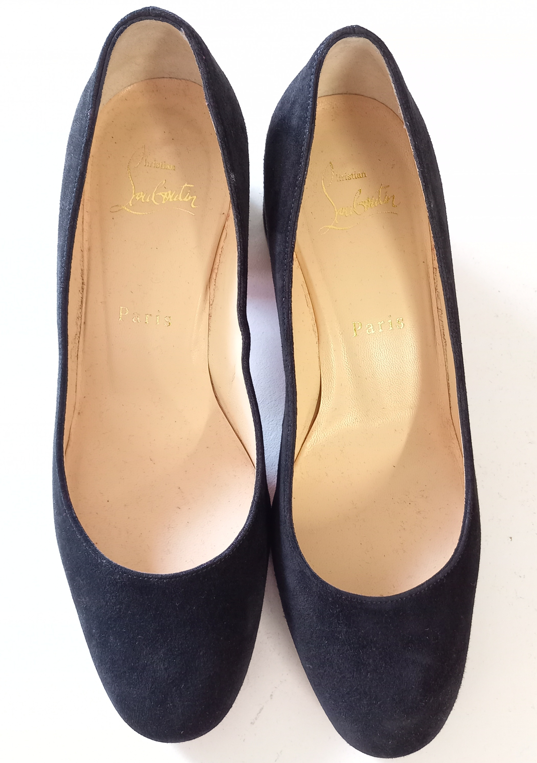 Escarpins "christian louboutin" modèle Miss Sab pointure T36 en veau velours Très bon état - Vue 4 - 