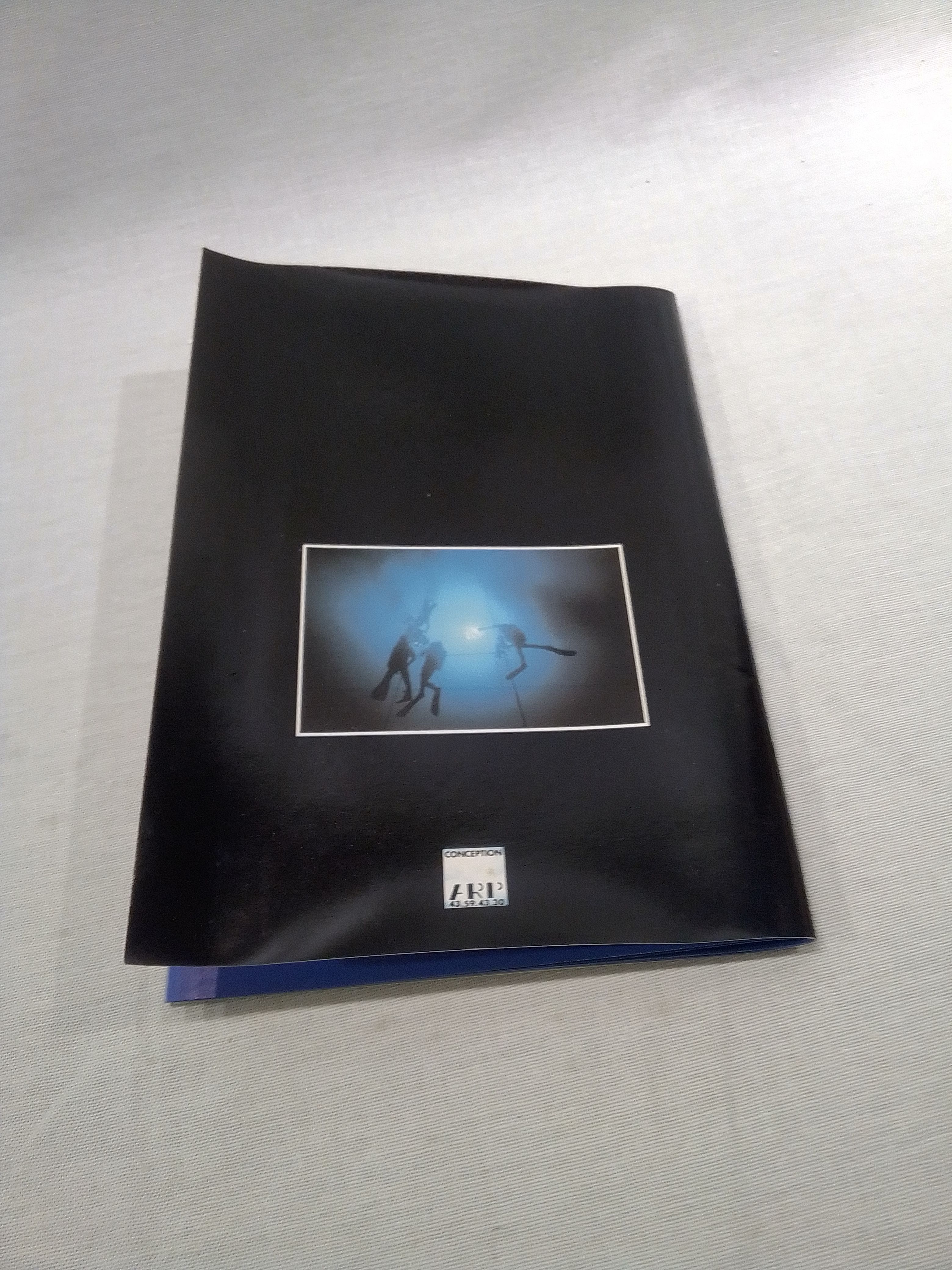 Coffret collector VHS "Le Grand Bleu" Version Longue + Livret de 24 Pages Bon état - Vue 4 - 