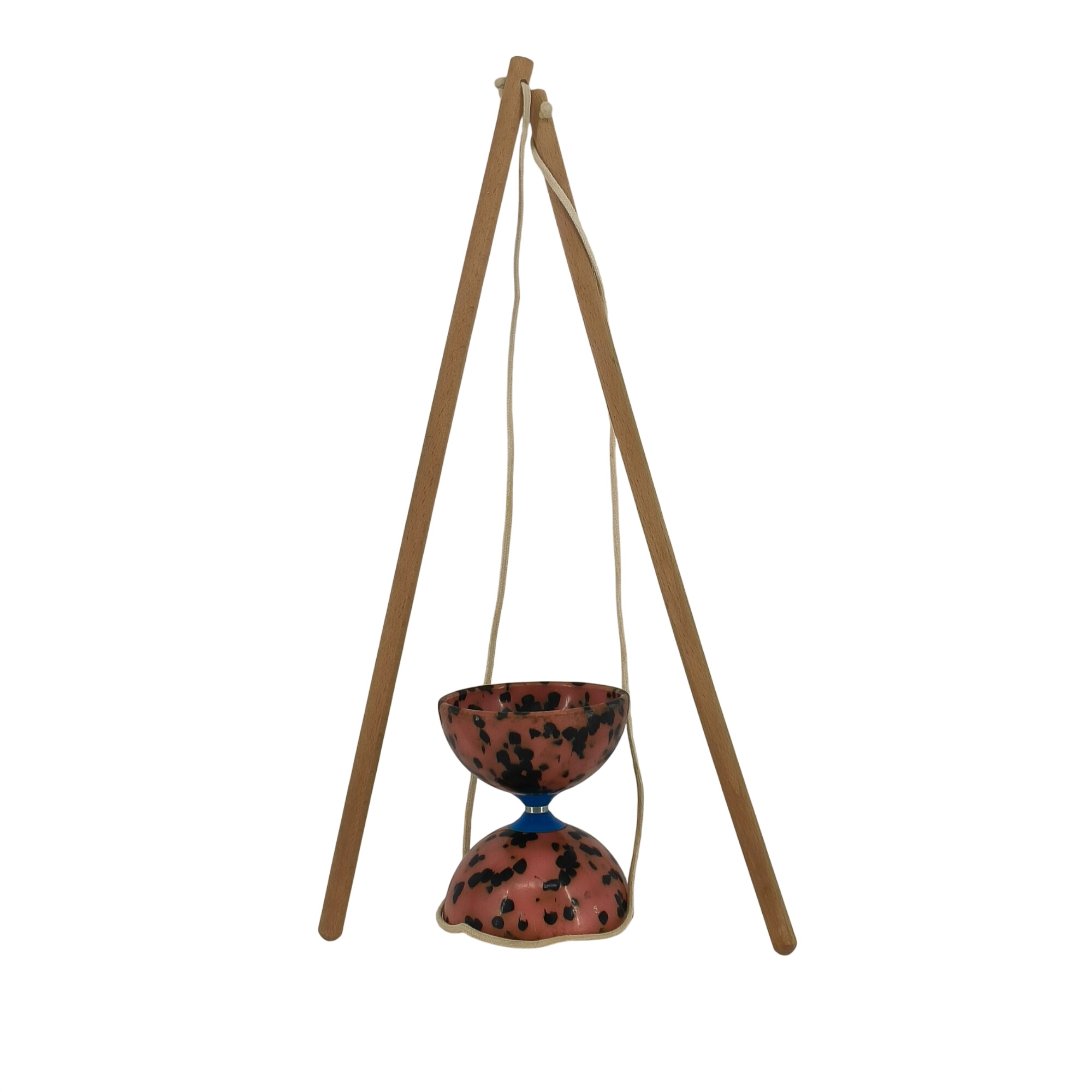 Jeu diabolo-jonglerie-avec baguettes en bois- à partir de 5 ans - Label Emmaüs