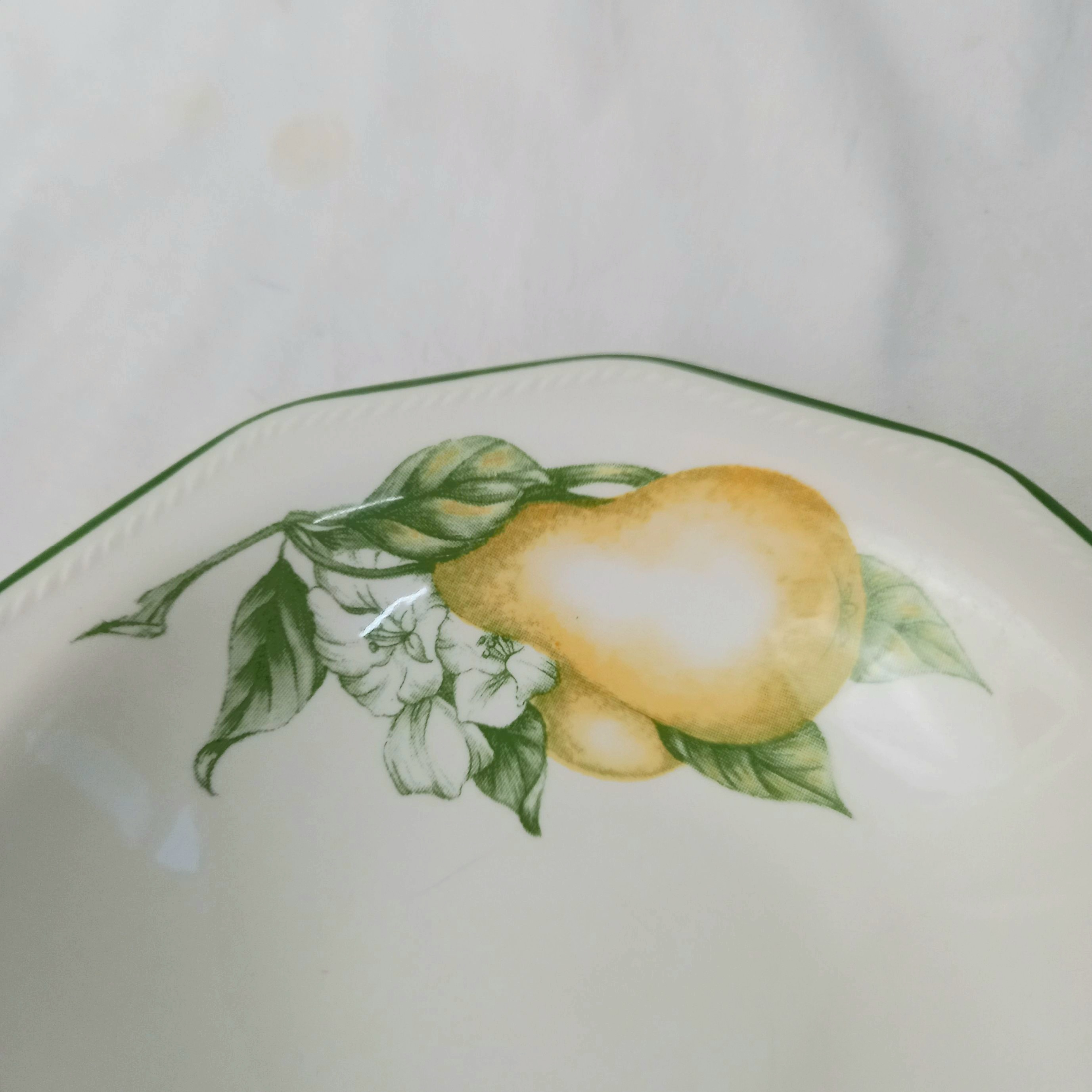 Lot De 3 Assiettes à Dessert Churchill – 19 Cm – Rose Et Blanc à Pois – État Neuf