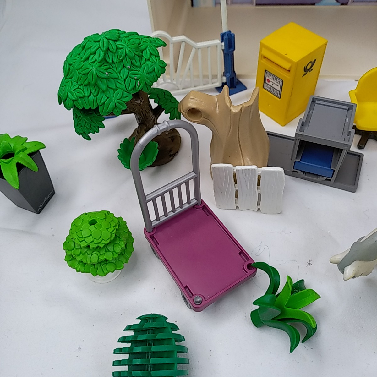 Maison transportable personnages et accessoires -Playmobil - Photo 9