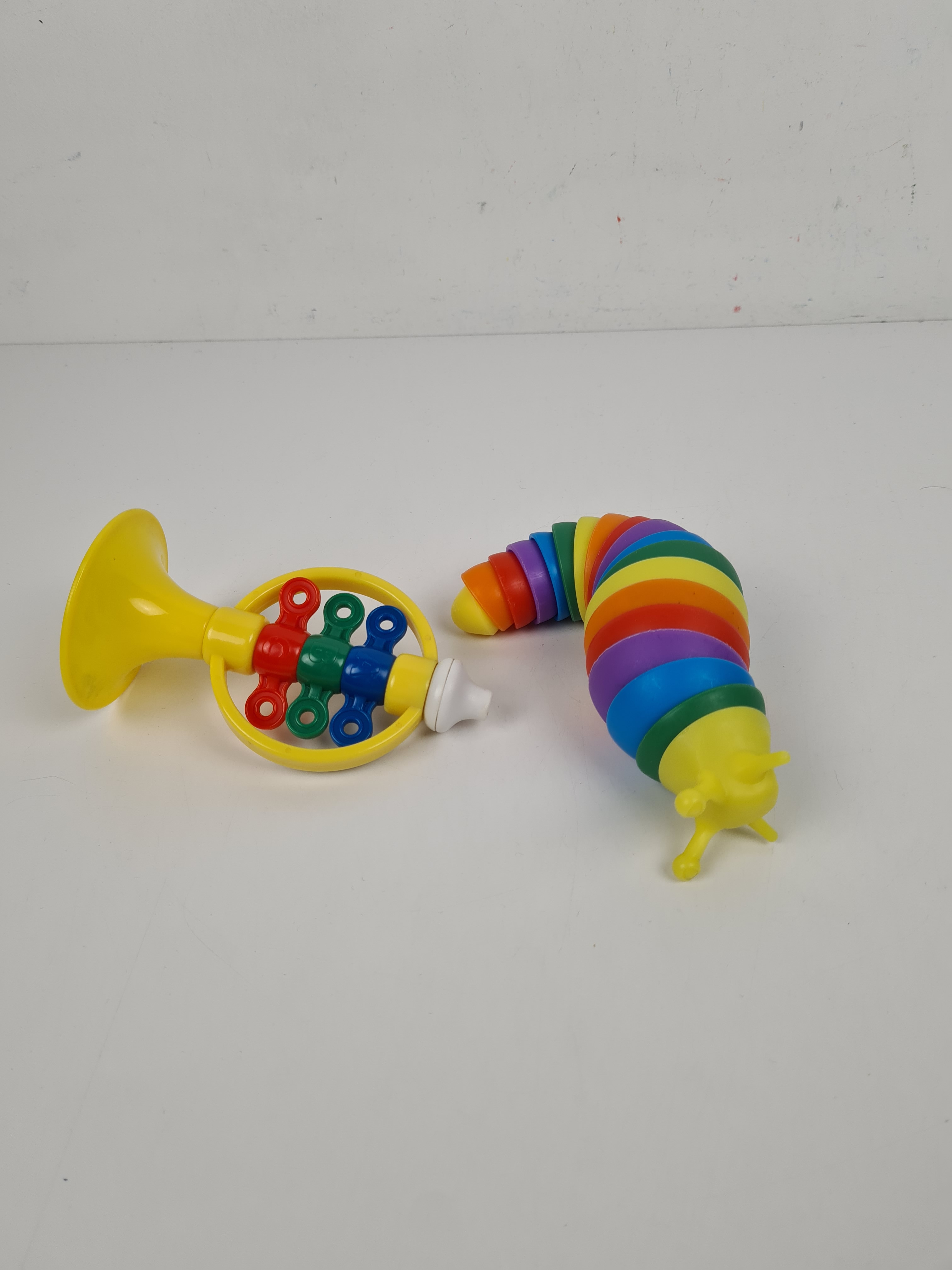 Jouet d'éveil - Trompette multicolore et jouet sensoriel escargot - 12 mois + - Photo 1