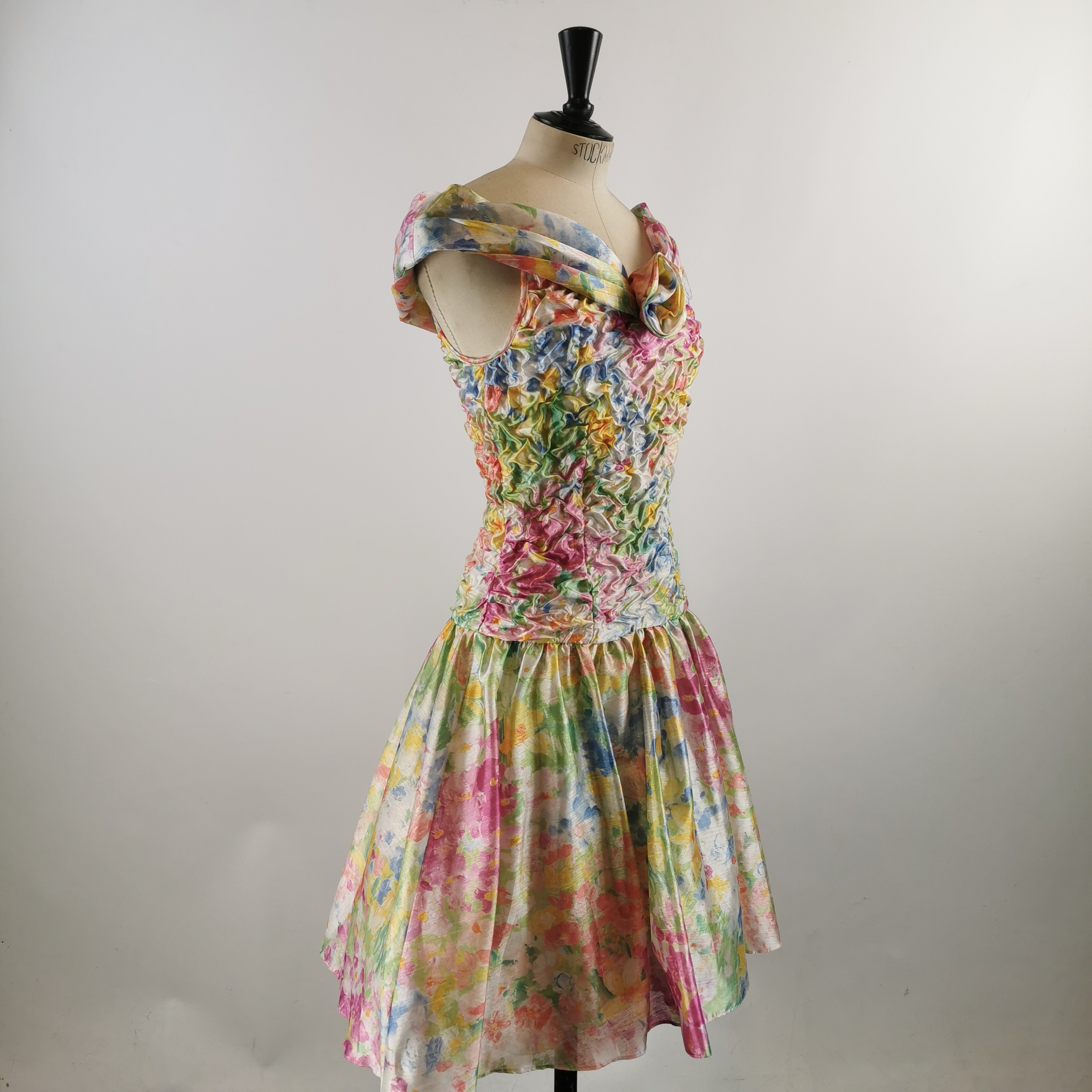 Voir photo 3 de Robe bustier froncée – Vera – Taille 36 (FR) – Multicolore Robe bustier froncée – Vera – Taille 36 (FR) – Multicolore Comme neuf - Vue 3 -