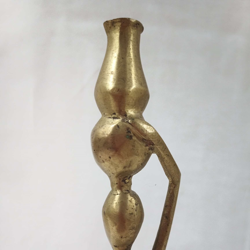 Statue de femme africaine en bronze. Très bon état - Vue 4 - 