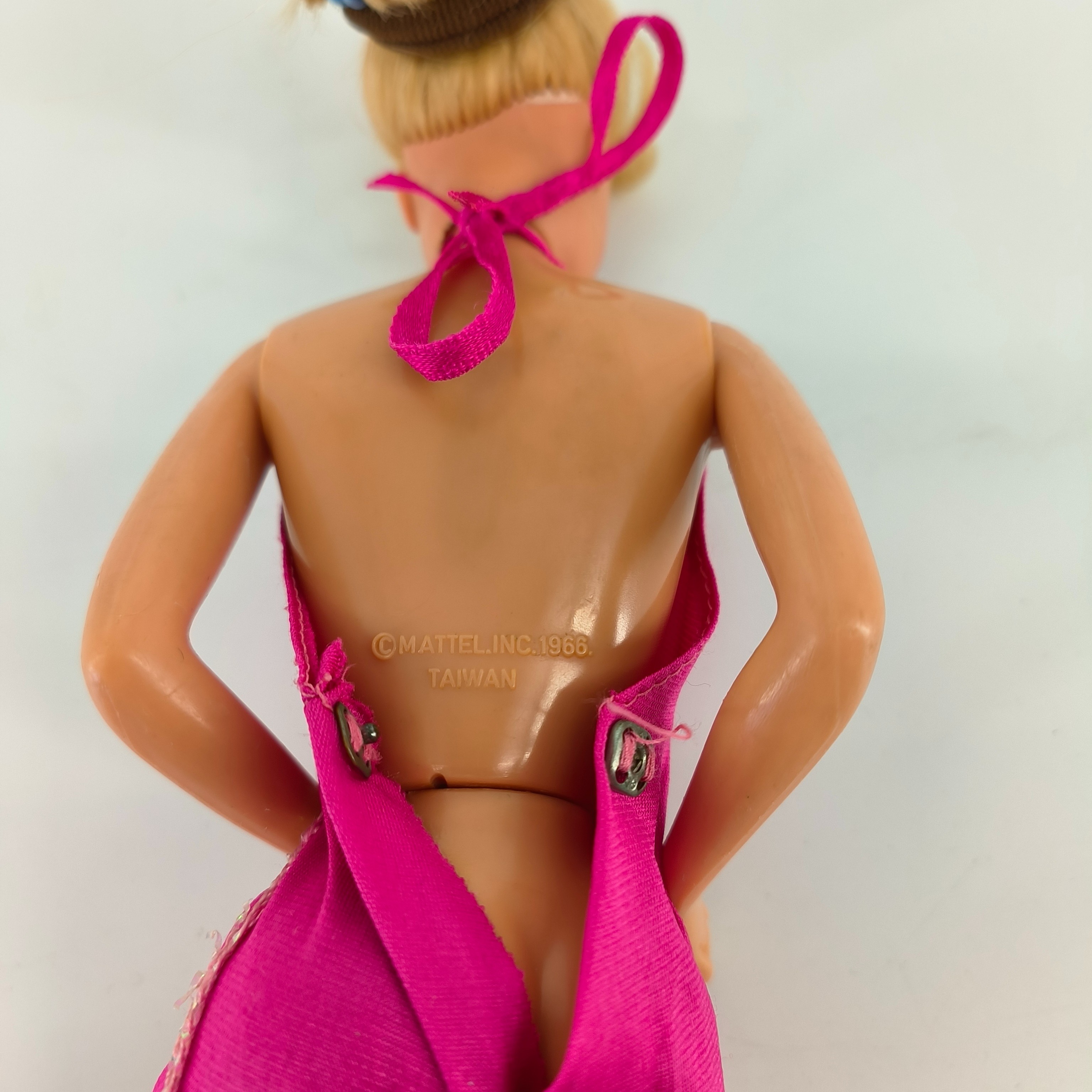 Voir photo 5 de Poupée-Barbie-Mattel-collector-1966 Poupée-Barbie-Mattel-collector-1966 Très bon état - Vue 5 -