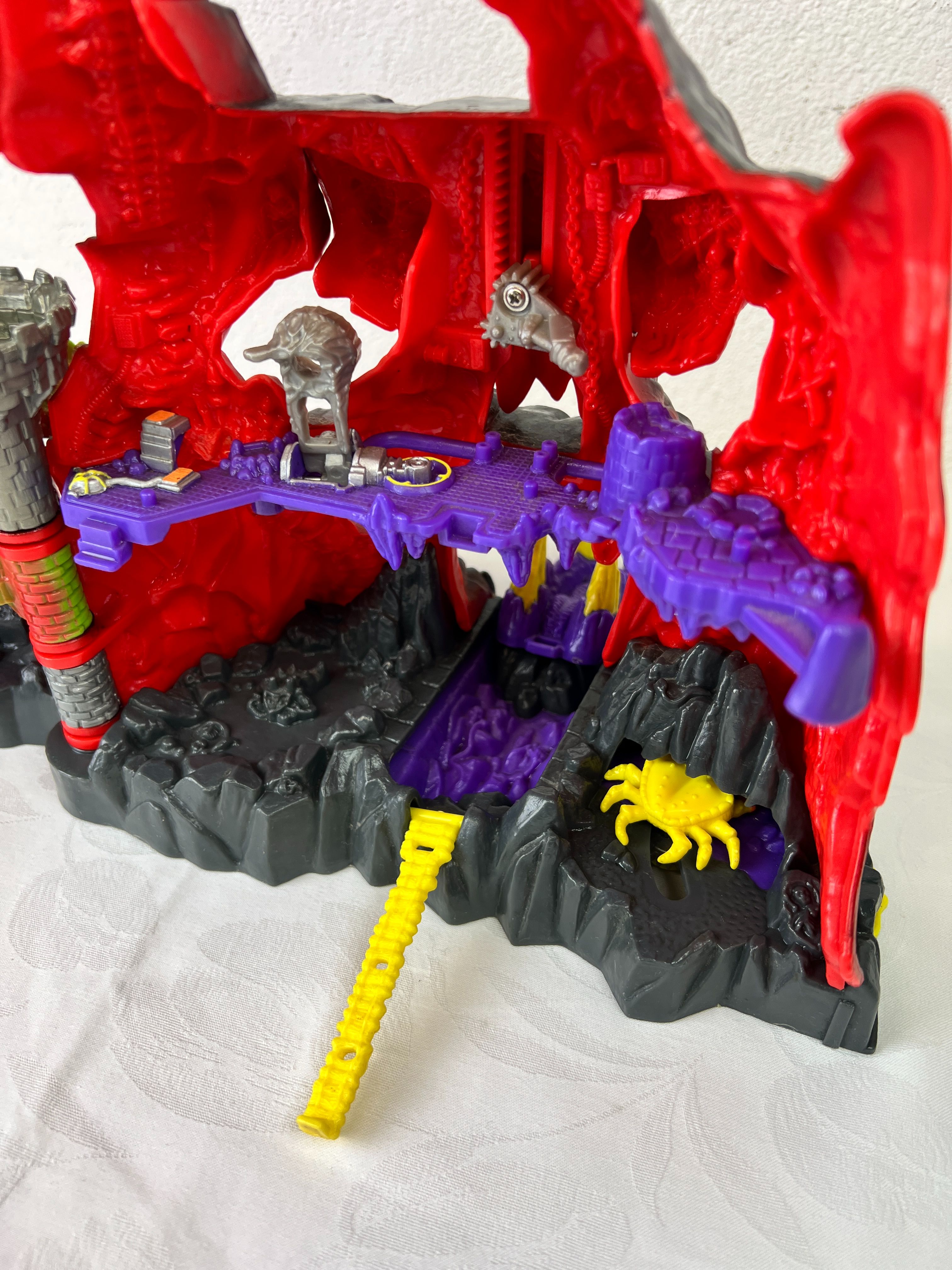 Voir photo 11 de Mighty Max "Trapped in Skull Mountain" Bluebird 1992 Mighty Max "Trapped in Skull Mountain" Bluebird 1992 Très bon état - Vue 11 -