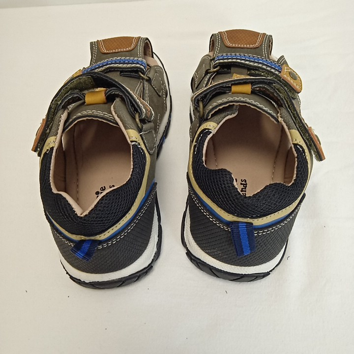 Sandales KAKI Garçon motif Uni Scratch " Charlie & Friends " pointure 27 Comme neuf - Vue 2 - 
