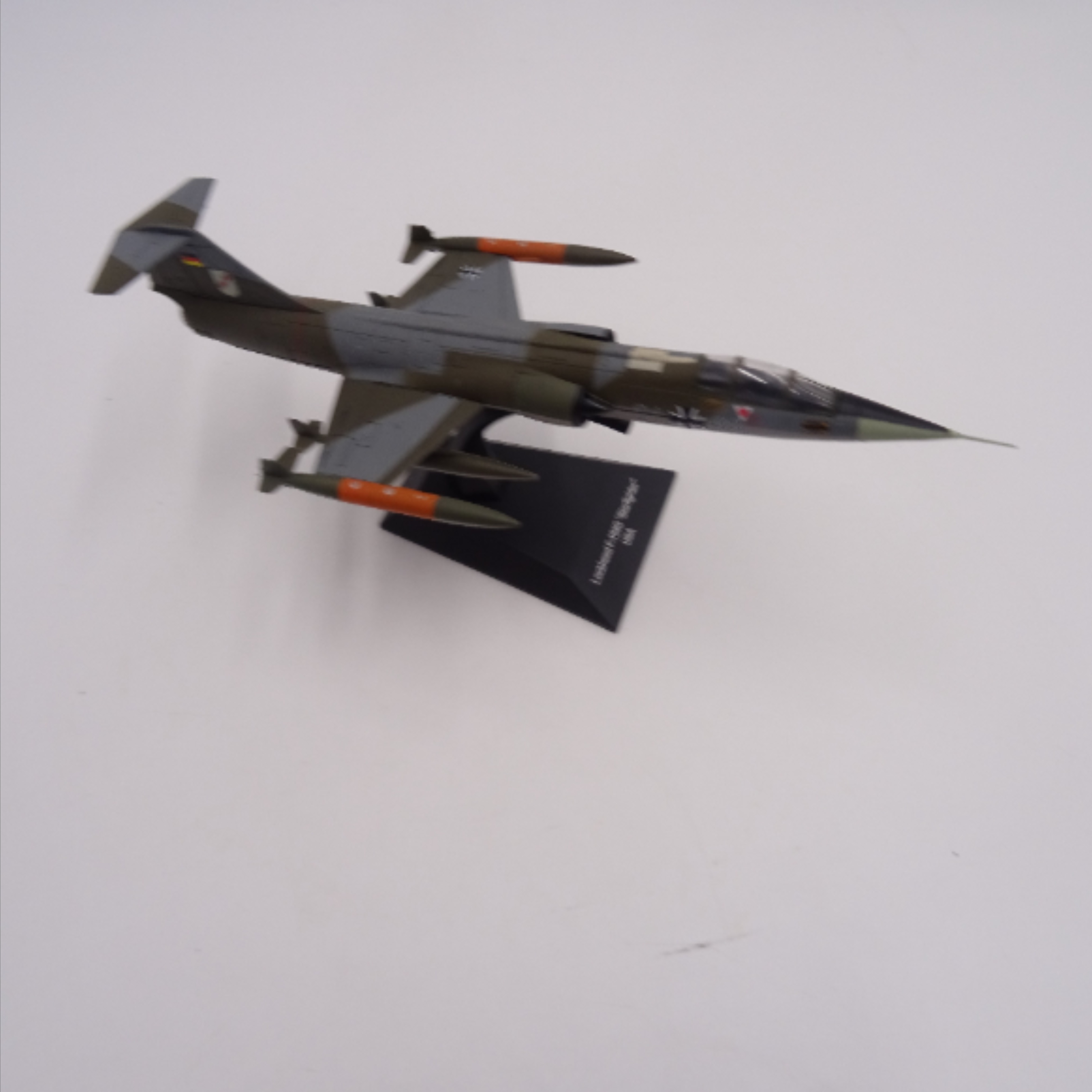 Miniature LOCKHEED MARTIN F-104G LUFTWAFFE. Bon état - Vue 3 - 