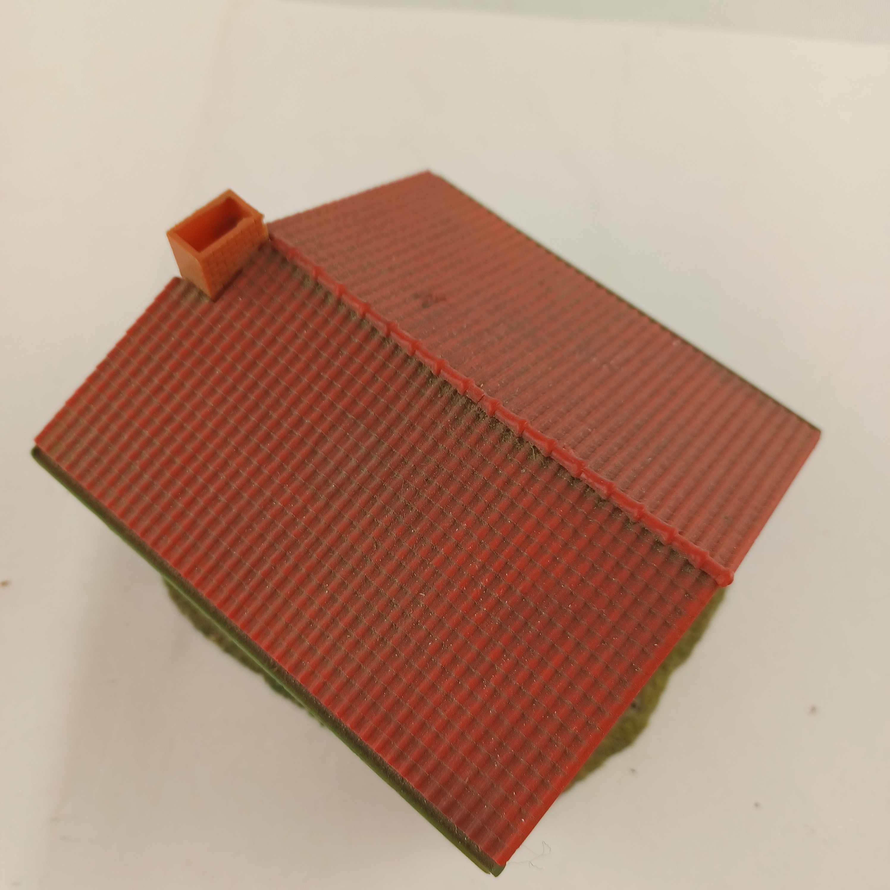 Maquette de modélisme d'une maison à cheminée de 10x9x8 cm Très bon état - Vue 8 - 