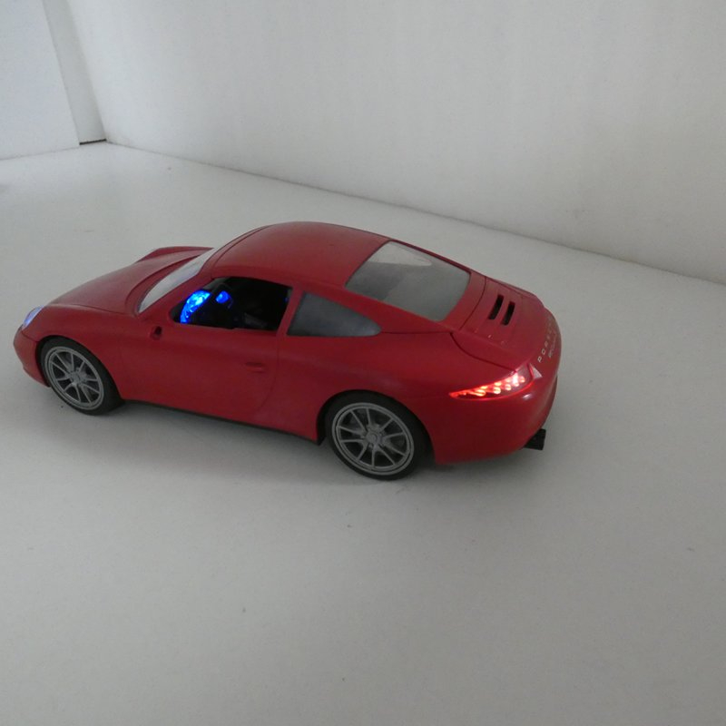Voir photo 5 de Lot 2 voitures miniatures Playmobil Porsche L = 26 cm Lot 2 voitures miniatures Playmobil Porsche L = 26 cm État correct - Vue 5 -