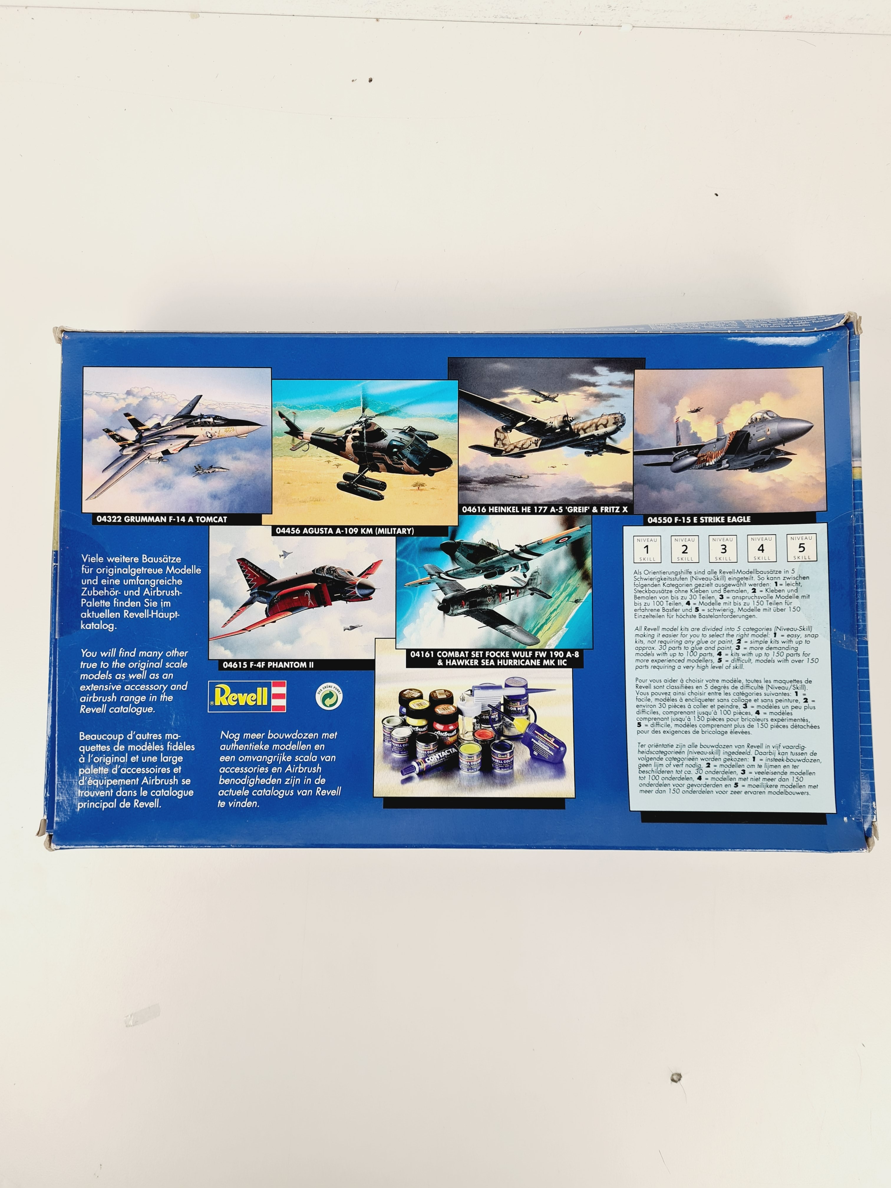 Maquette d'avion - F-86D Sabre Dog 1/48 - Revell Comme neuf - Vue 3 - 