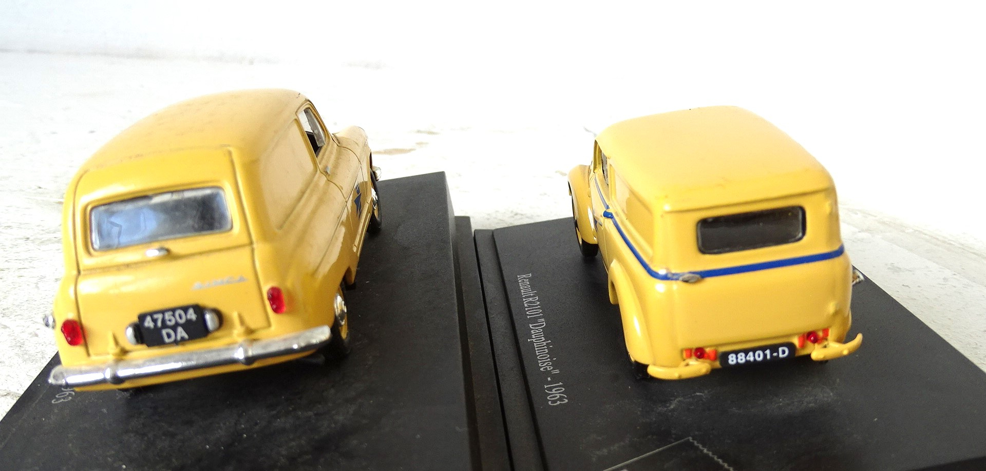 Lot de 5 voitures miniatures 1/43, 1963 - Musée de la Poste Très bon état - Vue 9 - 