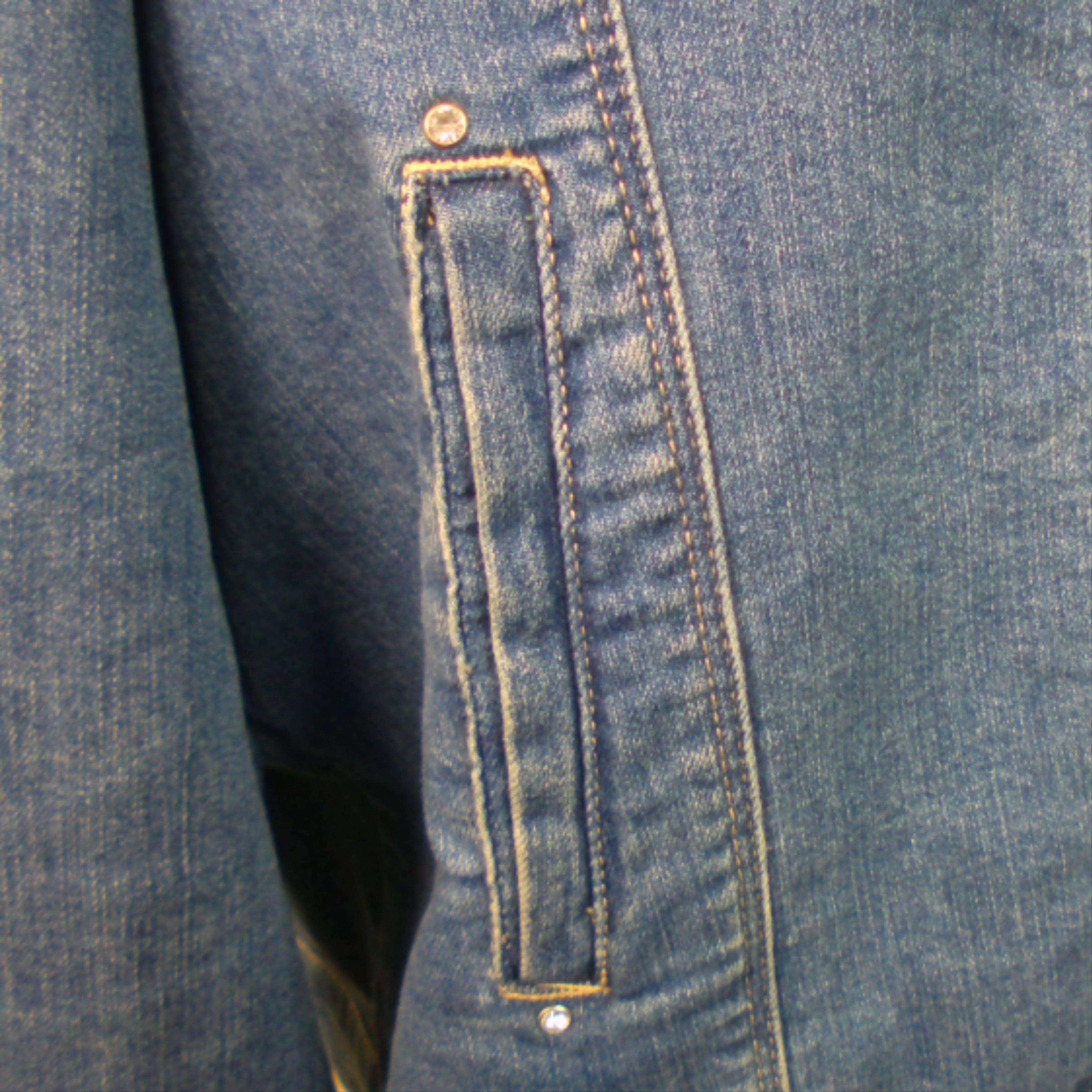 Veste ARMAND THIERY, jean bleu, taille 44 - 46 estimée Très bon état - Vue 7 - 