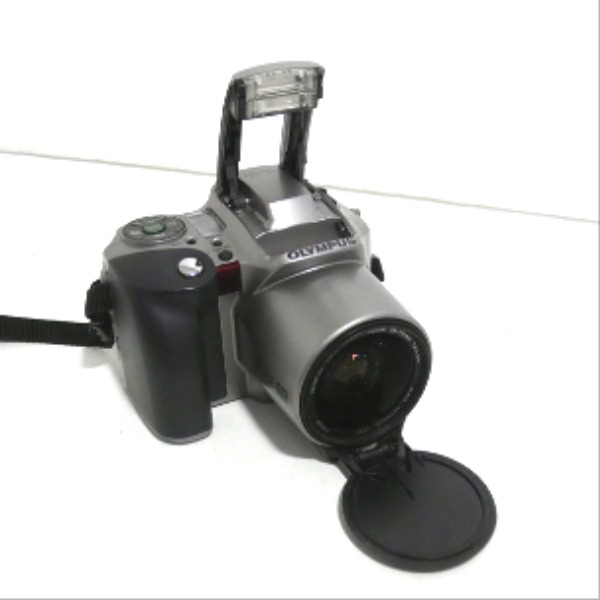 Appareil photo argentique Olympus 28 - 110 Bon état - Vue 3 - 