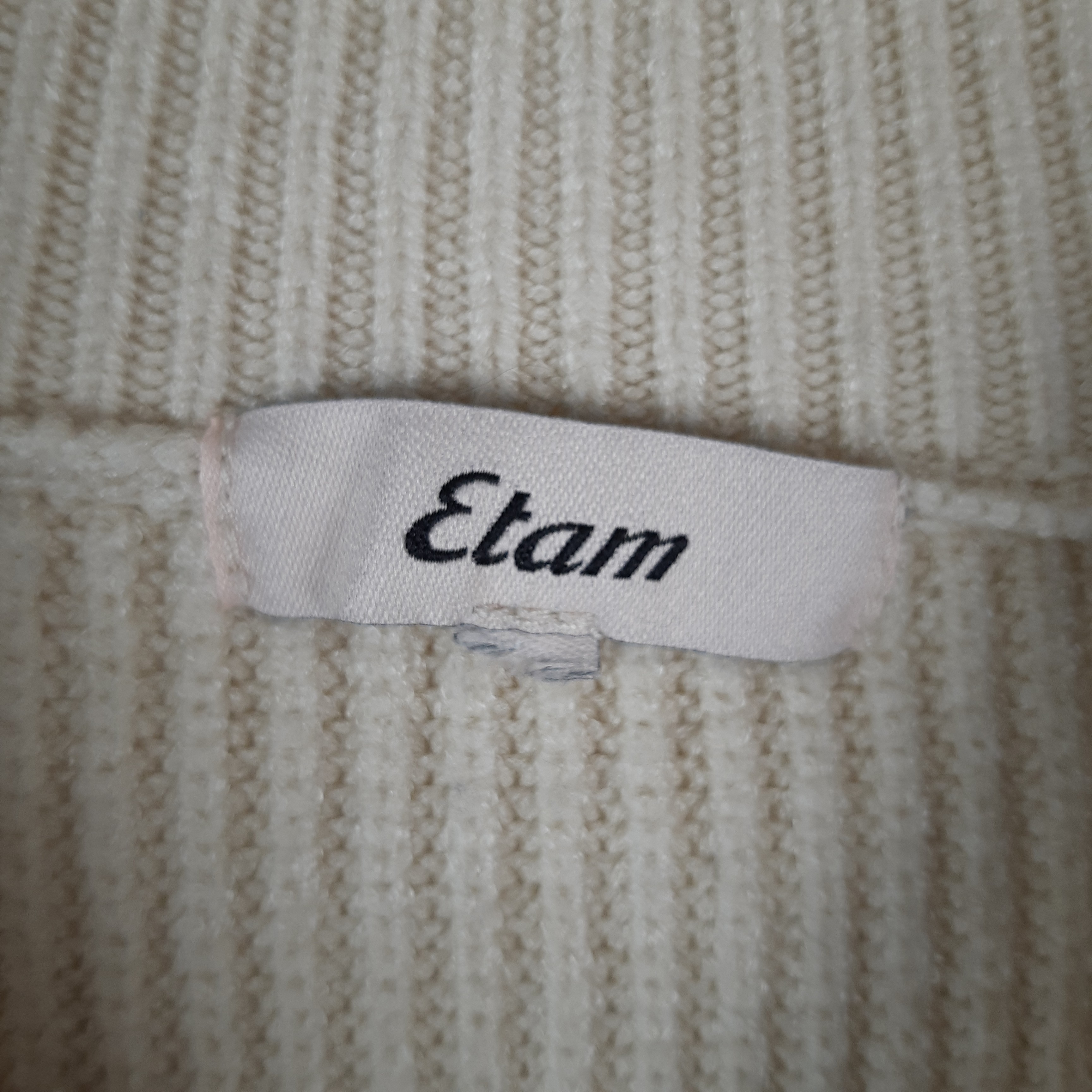 Voir photo 5 de Etam - Pull écru manches marinière - Taille mesures Carrure= 38 Poitrine= 47 Longueur= 56 Etam - Pull écru manches marinière - Taille mesures Carrure= 38 Poitrine= 47 Longueur= 56 - Vue 5 -