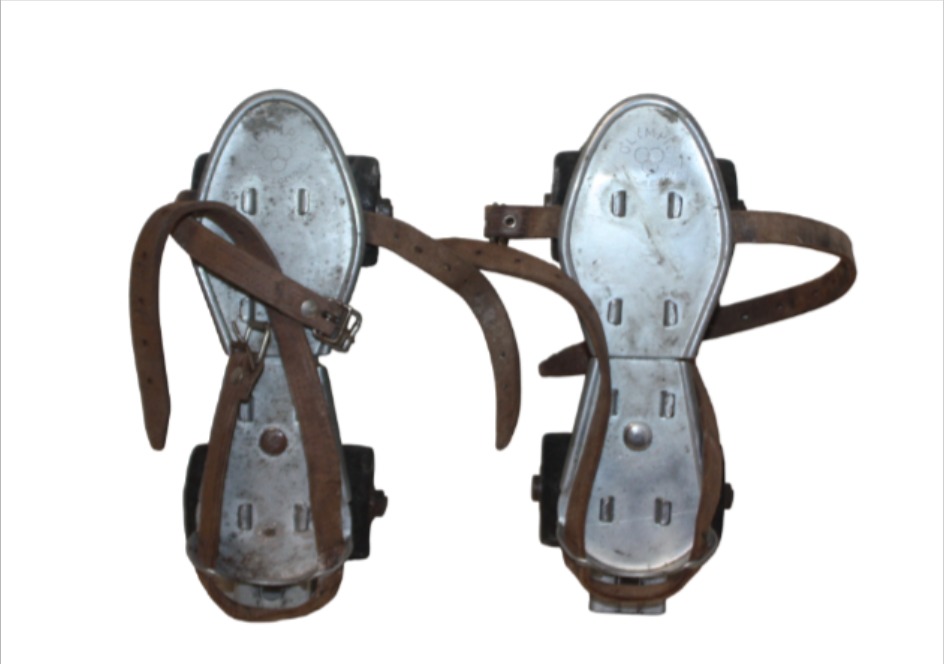 Paire de patins à roulettes Olympic (années 60) - Photo 1